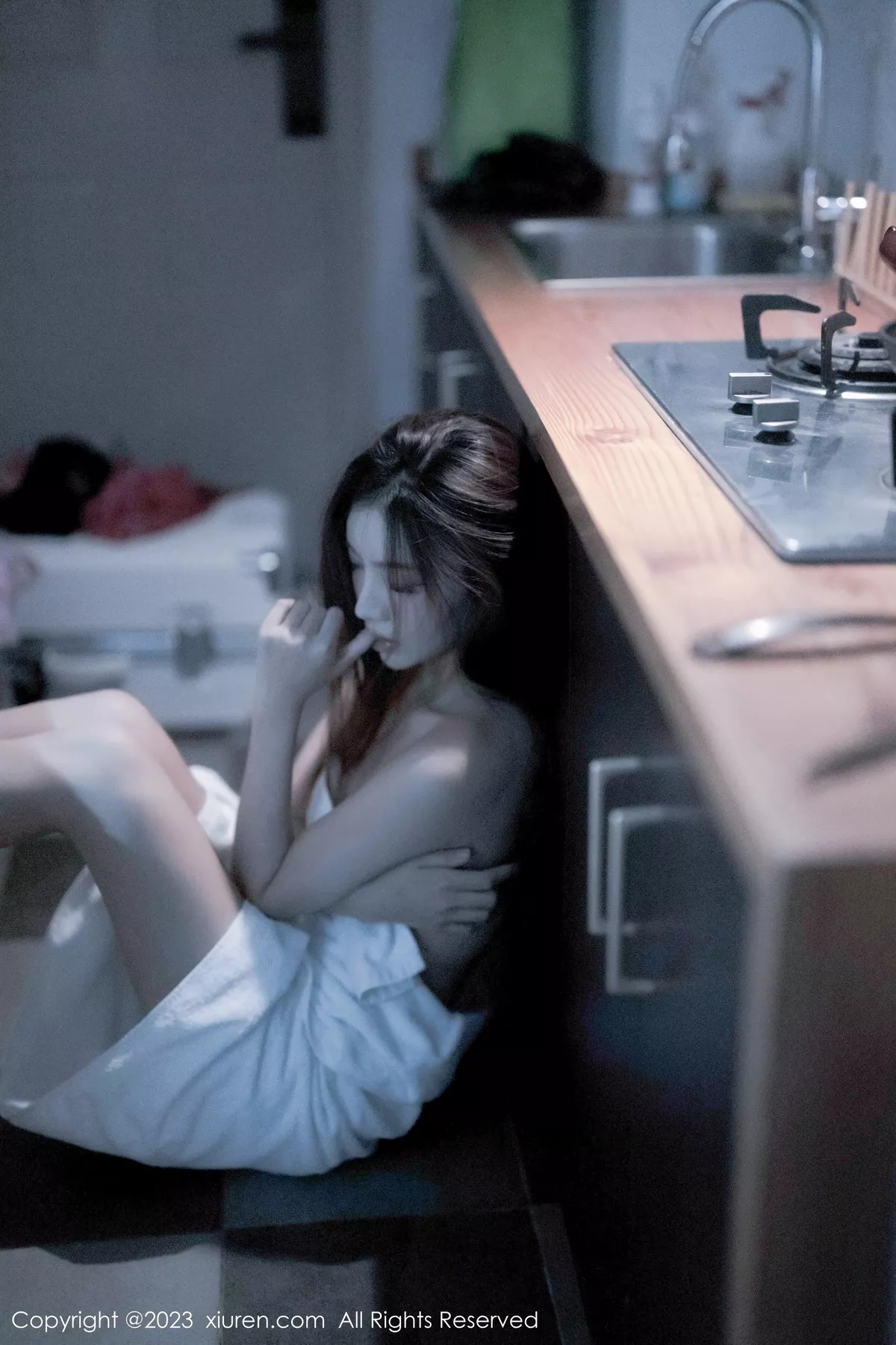 秀人集.com_[XiuRen秀人网]No.6437_模特加朵babe私房性感粉色露肩连衣裙真空秀魔鬼身材诱惑写真105P