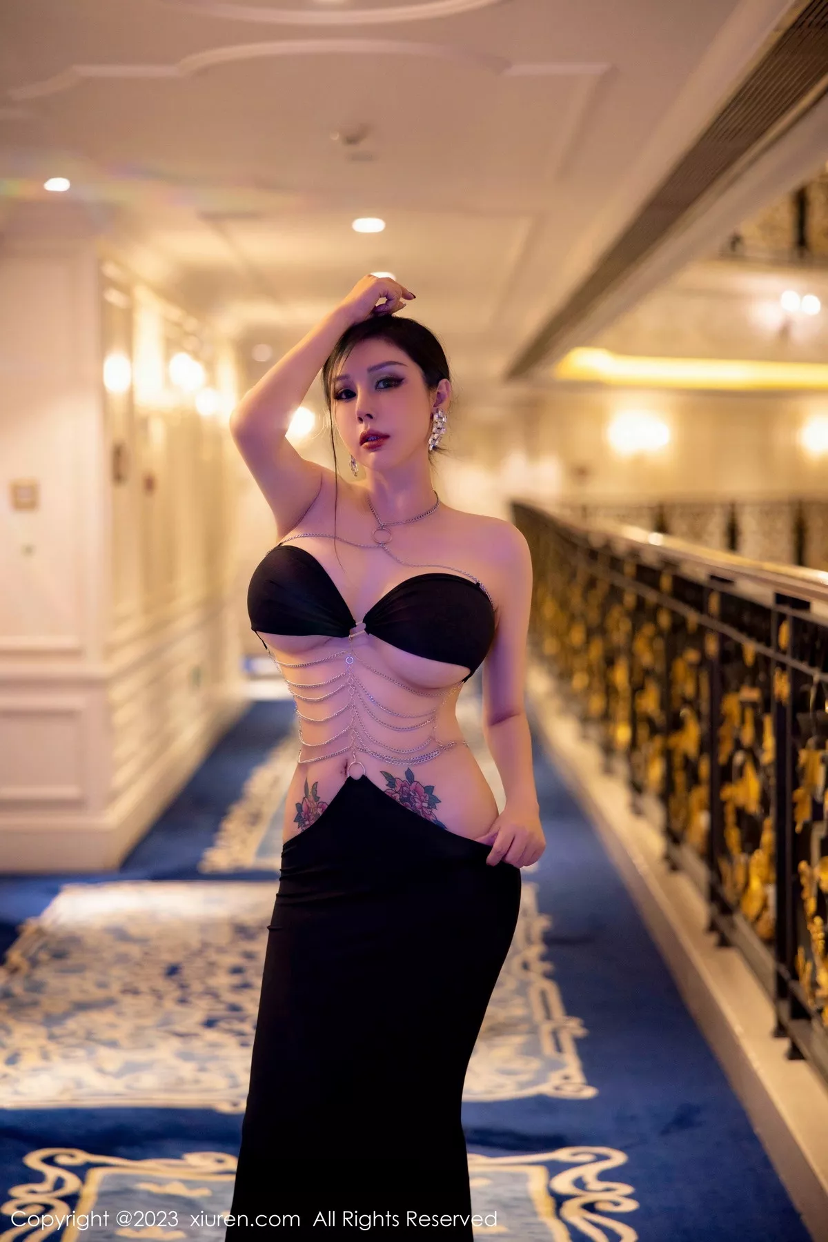 秀人集.com_[XiuRen秀人网]No.6304_模特田冰冰私房性感黑色情趣长裙低胸秀惹火身材撩人诱惑写真63P