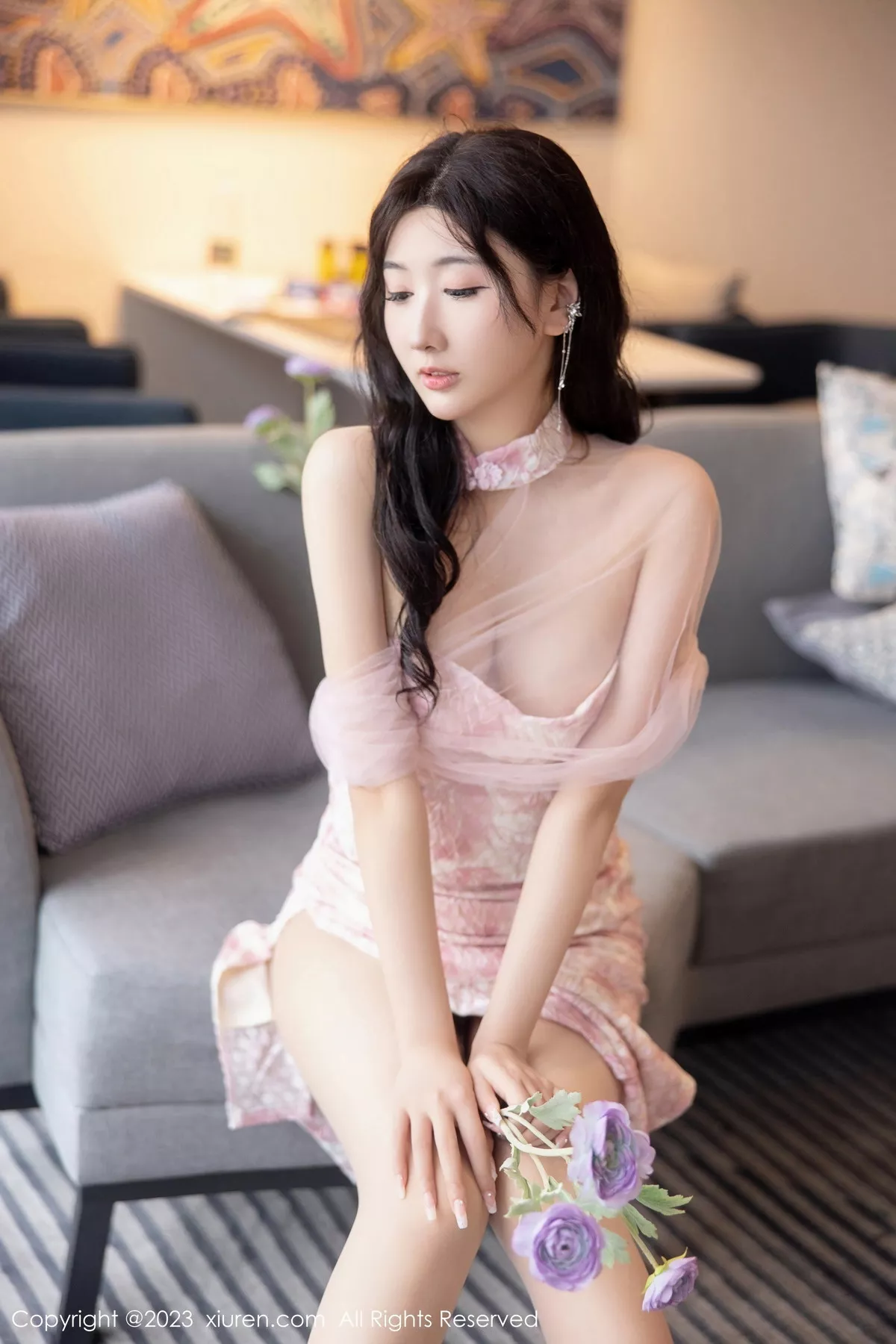 秀人集.com_[XiuRen秀人网]No.6313_模特江真真性感粉色露肩连衣短裙配超薄无内肉丝惹火诱惑写真76P