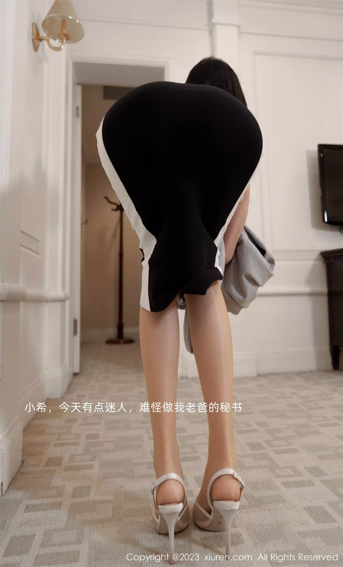 秀人集.com_[XiuRen秀人网]No.6323_女神周于希Sally澳门旅拍剧情主题超薄无内肉丝秀翘臀诱惑写真73P