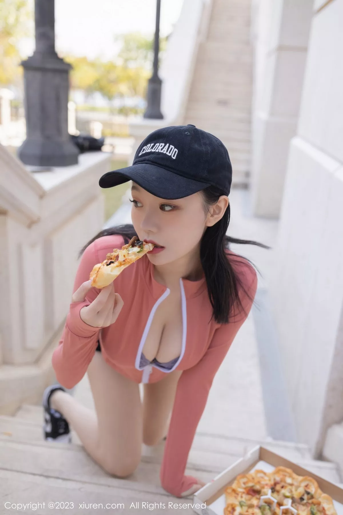 秀人集.com_[XiuRen秀人网]No.6487_模特安然anran粉色运动上衣配黑短裙半脱露蕾丝内衣诱惑写真82P