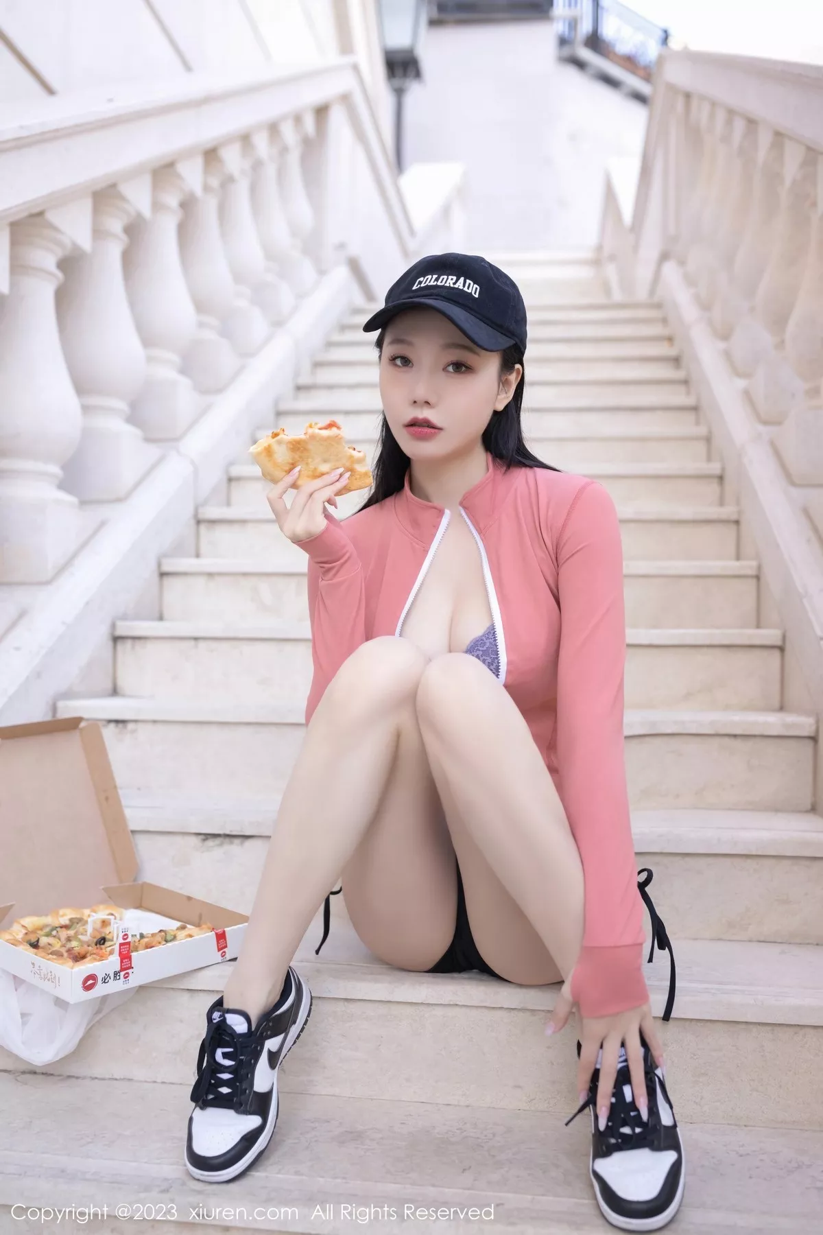 秀人集.com_[XiuRen秀人网]No.6487_模特安然anran粉色运动上衣配黑短裙半脱露蕾丝内衣诱惑写真82P