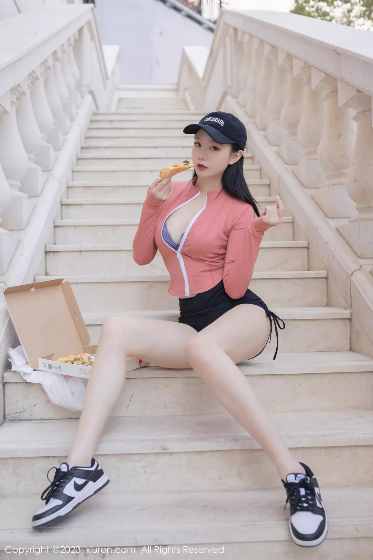 秀人集.com_[XiuRen秀人网]No.6487_模特安然anran粉色运动上衣配黑短裙半脱露蕾丝内衣诱惑写真82P