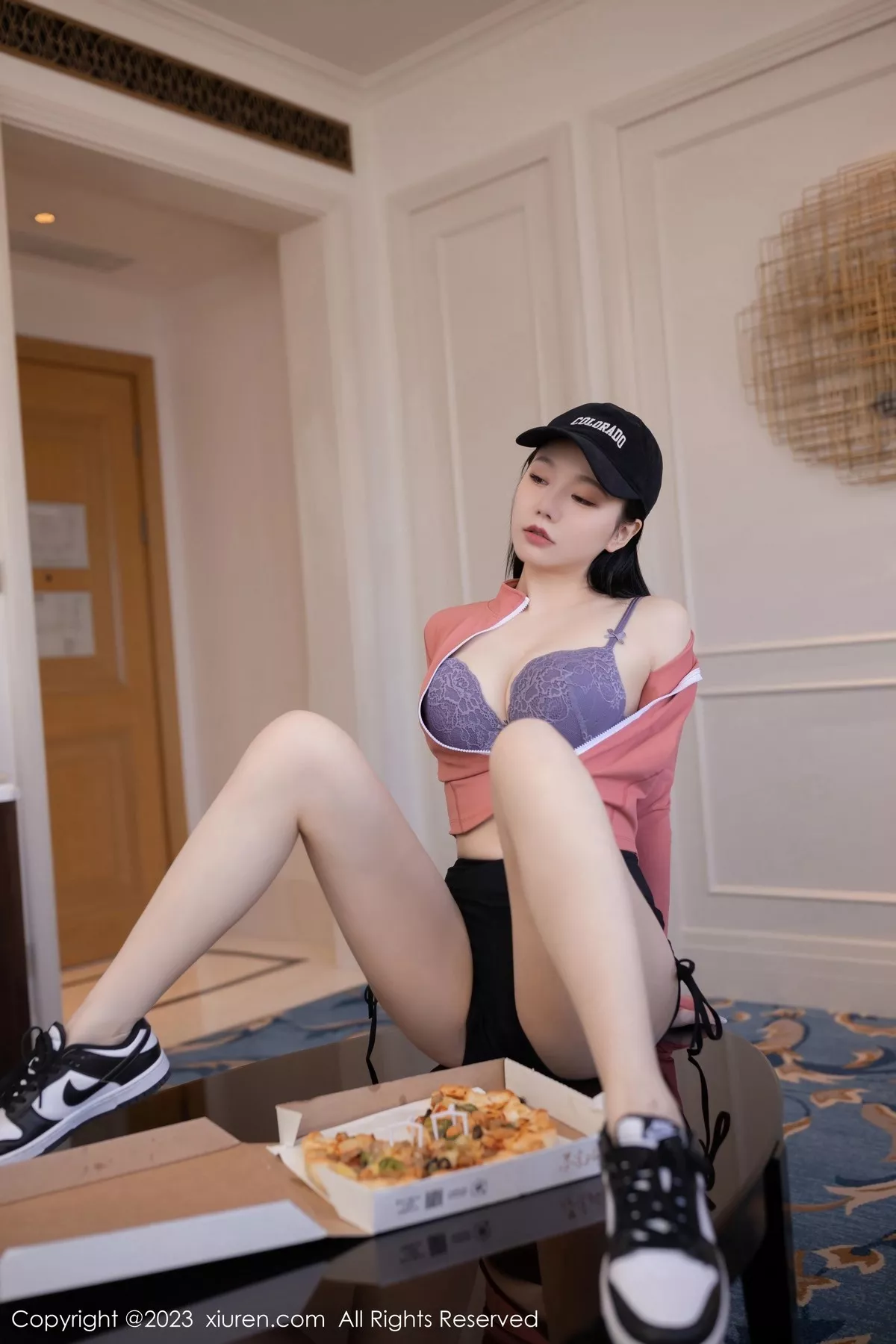 秀人集.com_[XiuRen秀人网]No.6487_模特安然anran粉色运动上衣配黑短裙半脱露蕾丝内衣诱惑写真82P