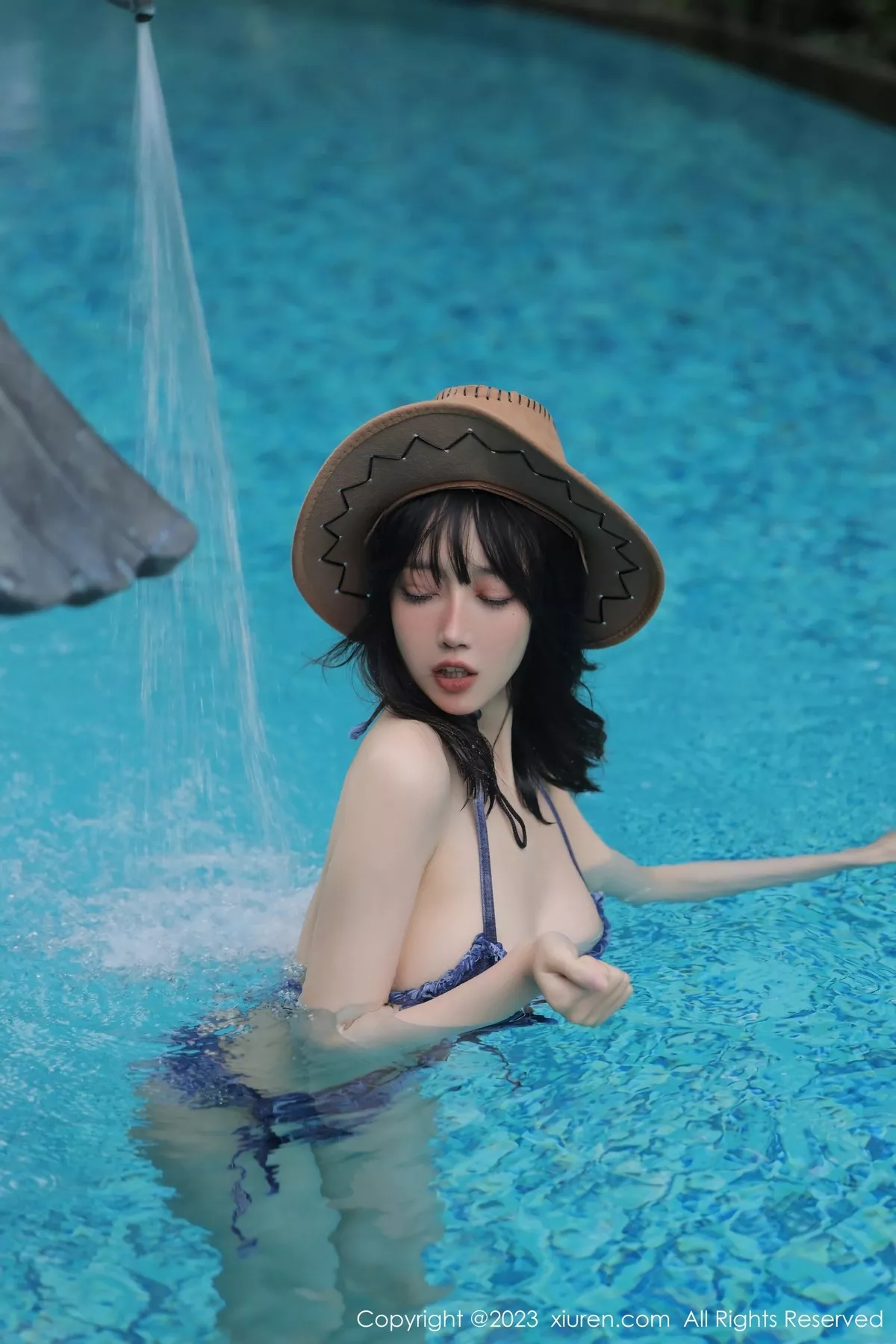 秀人集.com_[XiuRen秀人网]No.6504_模特玥儿玥er泳池边性感牛仔比基尼秀曼妙身姿迷人诱惑写真71P