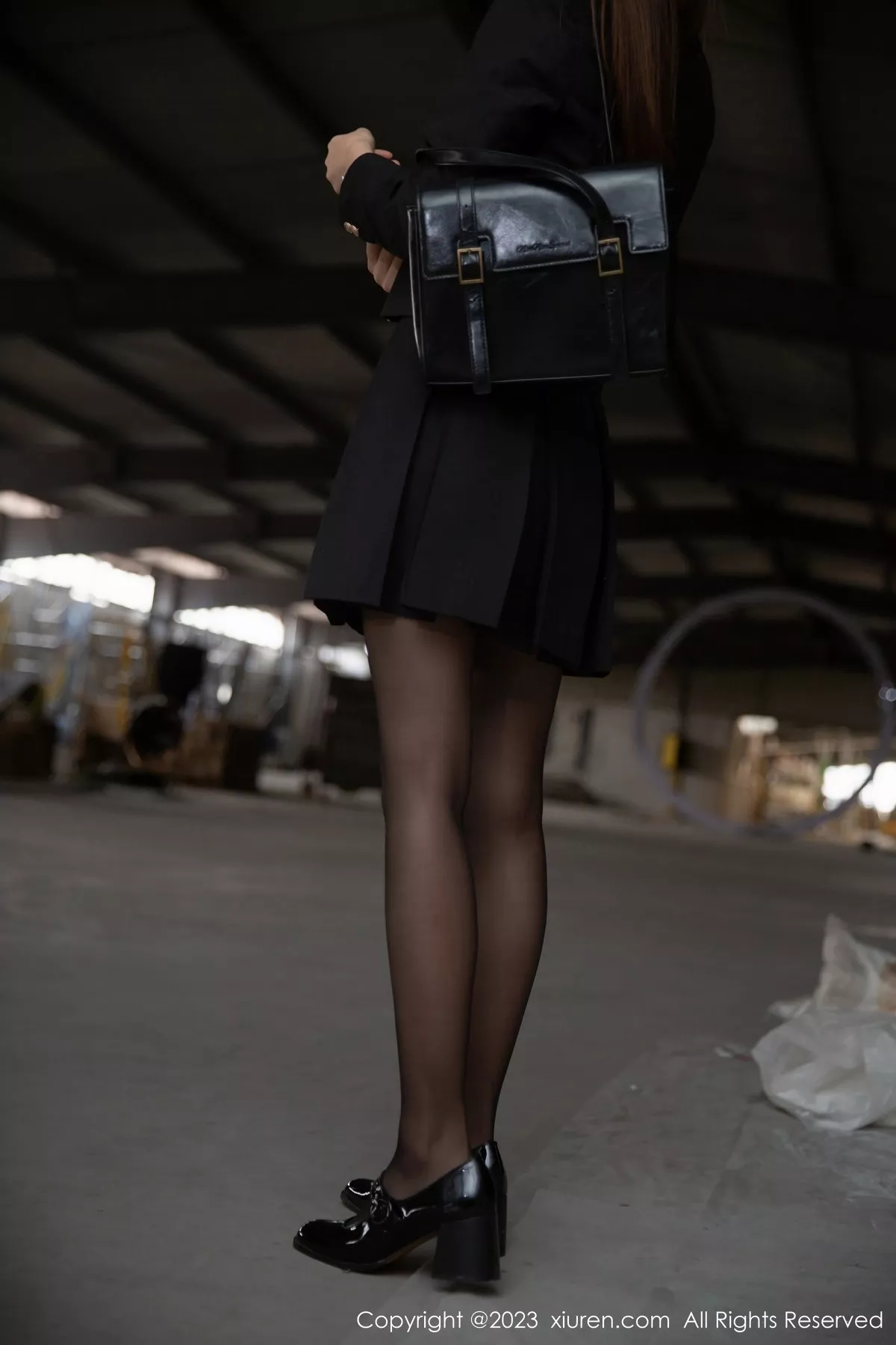 秀人集.com_[XiuRen秀人网]No.6537_女神绮里嘉ula情趣捆绑脱JK制服露性感内衣配超薄黑丝诱惑写真83P