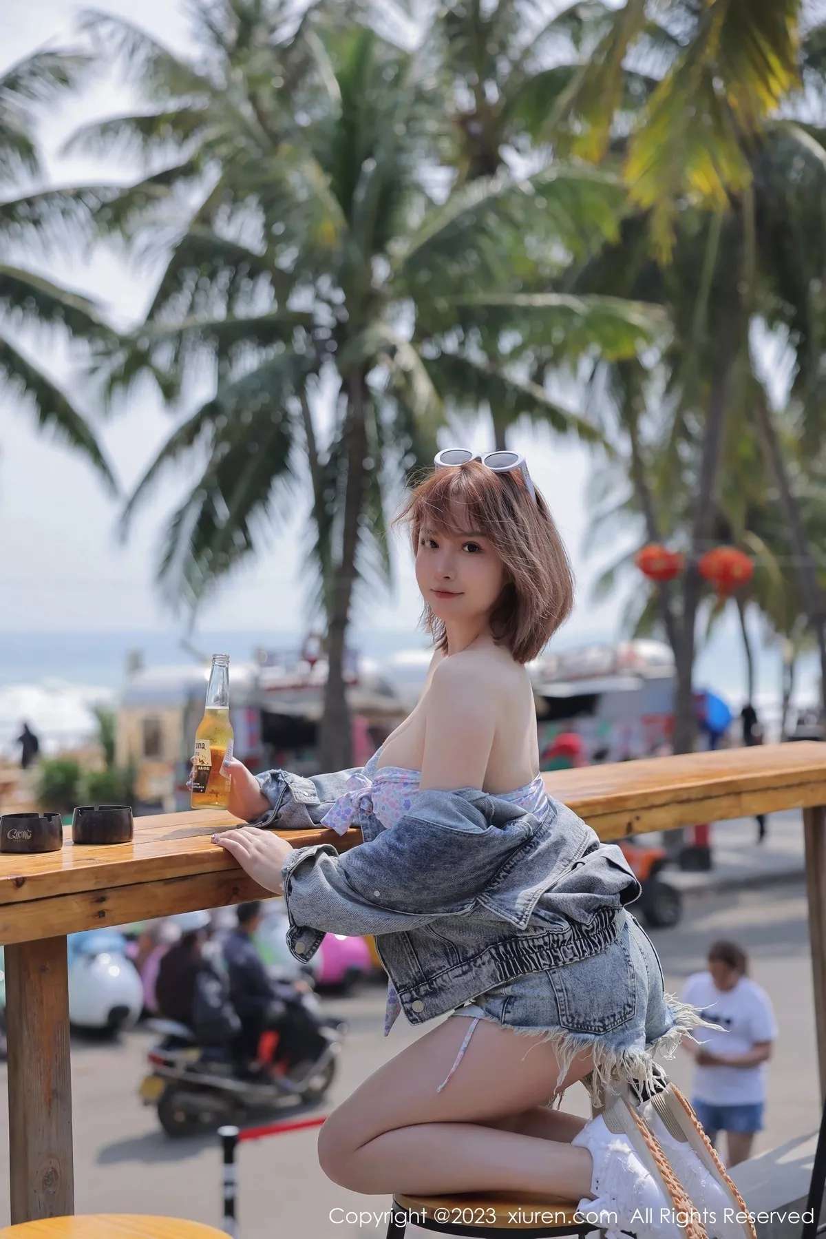 秀人集.com_[XiuRen秀人网]No.6551_模特养乐多DoDo户外紫色比基尼服+私房蕾丝内衣完美诱惑写真56P