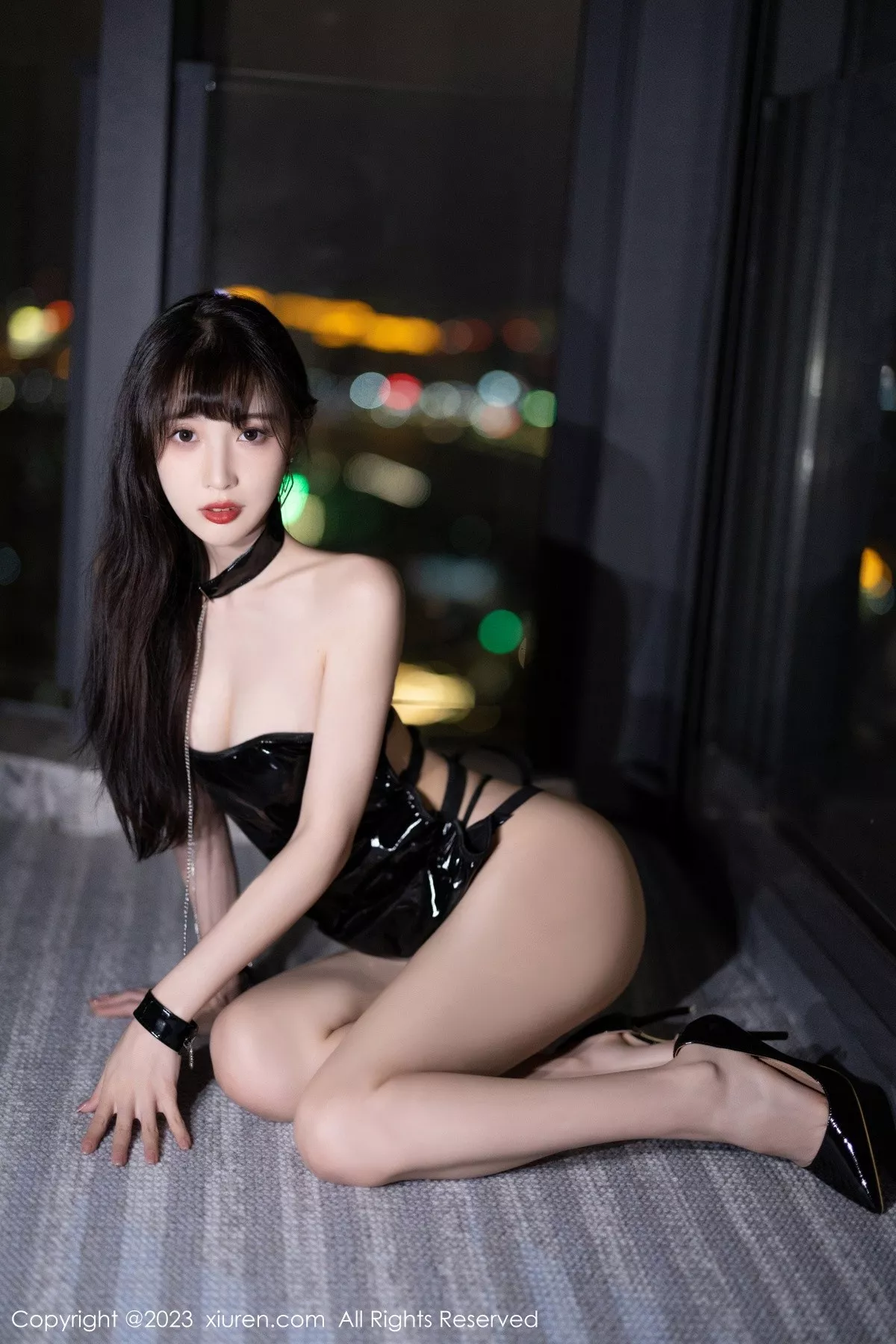 秀人集.com_[XiuRen秀人网]No.6565_模特林星阑性感黑色连身短裙配渐变色灰丝秀曼妙身姿诱惑写真81P