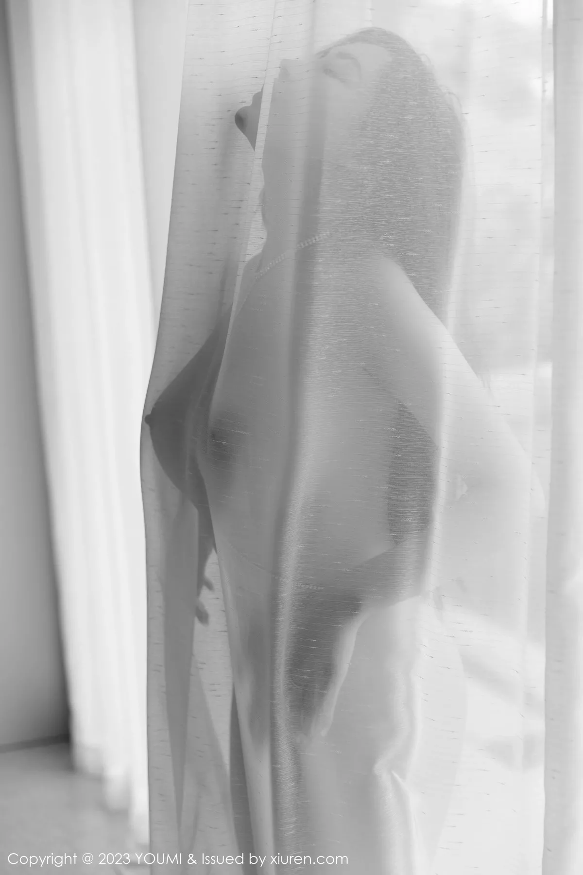 秀人集.com_[YouMi尤蜜荟]Vol.926_女神Carol周妍希暗红色轻透薄纱吊带裙秀丰满身材惹火诱惑写真95P