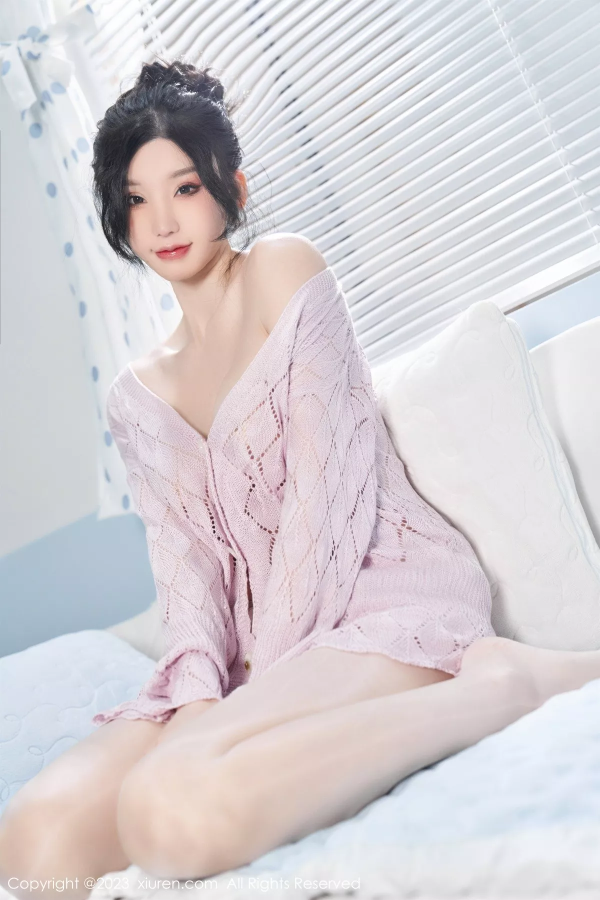 秀人集.com_[XiuRen秀人网]No.6580_女神周于希Sally性感粉色服饰配超薄肉丝半脱露豪乳遮点诱惑写真80P