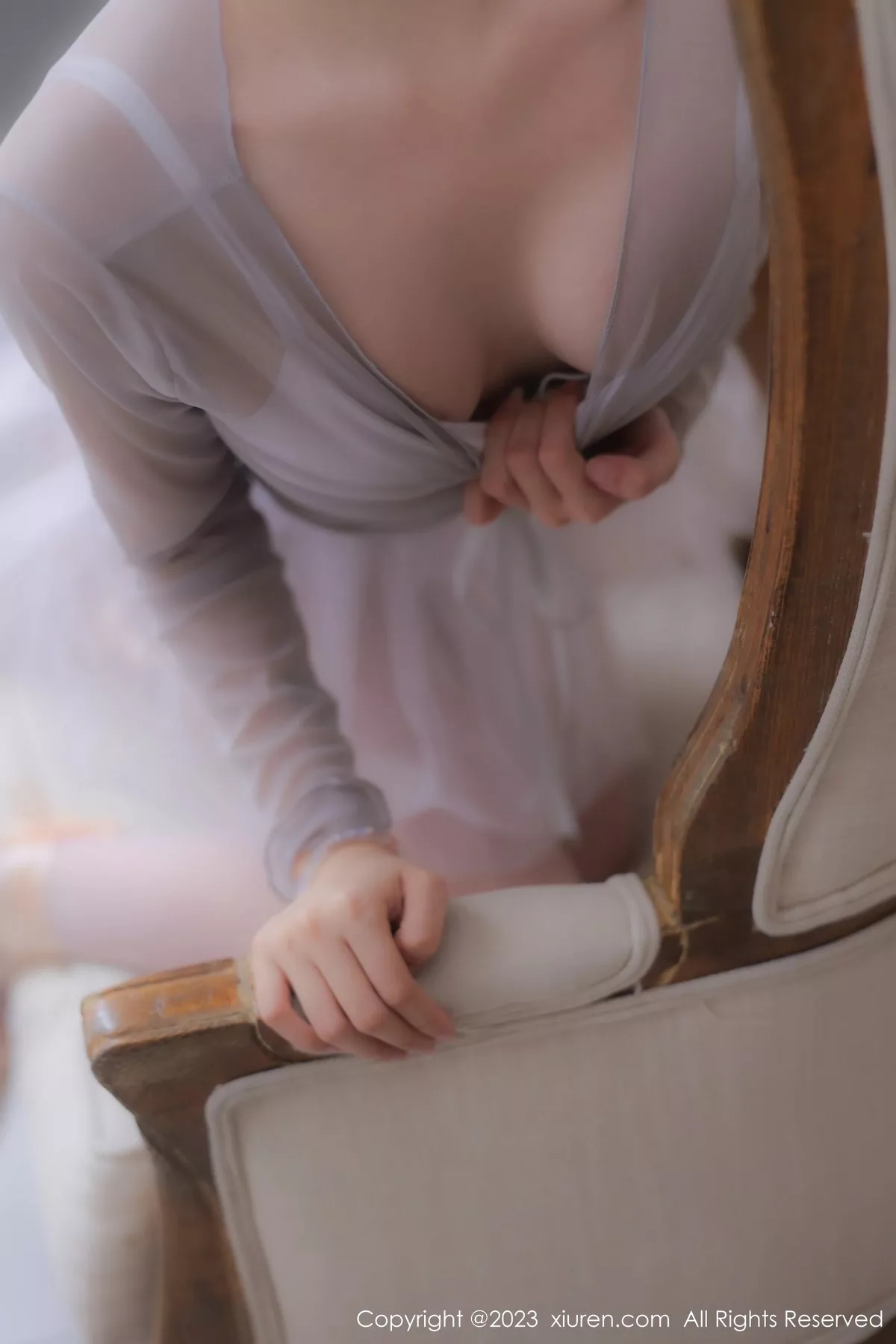 秀人集.com_[XiuRen秀人网]No.6592_模特谢小蒽性感淡灰色芭蕾舞裙配白色丝袜秀曼妙身姿诱惑写真91P