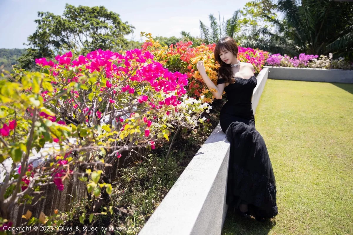 秀人集.com_[YouMi尤蜜荟]Vol.917_模特icy猪泰国旅拍性感黑色蕾丝情趣连体衣配超薄黑丝魅惑写真80P