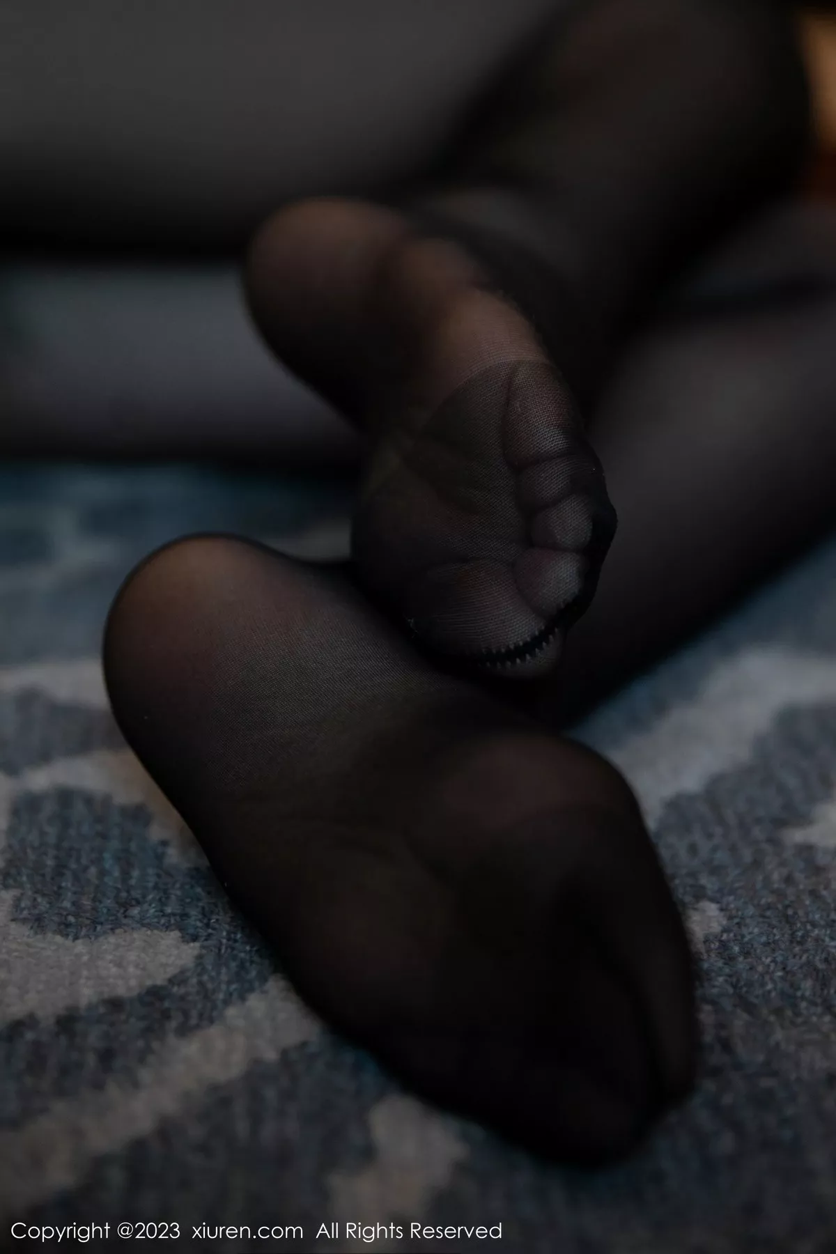 秀人集.com_[XiuRen秀人网]No.6469_模特林珊珊性感暗红色收身连衣裙露红色轻透内衣完美诱惑写真100P