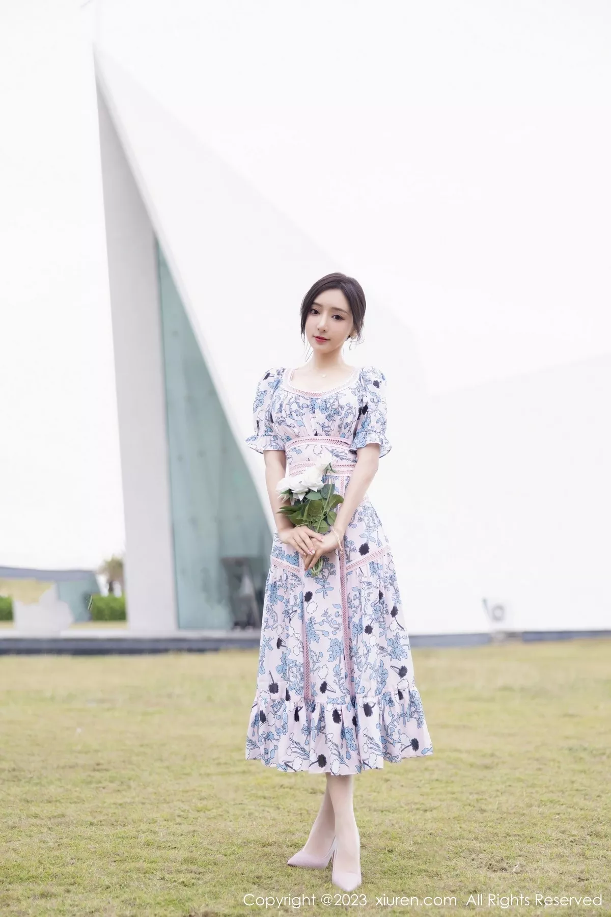 秀人集.com_[XiuRen秀人网]No.6474_女神王馨瑶yanni海南岛旅拍脱浅色连衣长裙露淡蓝内衣诱惑写真86P