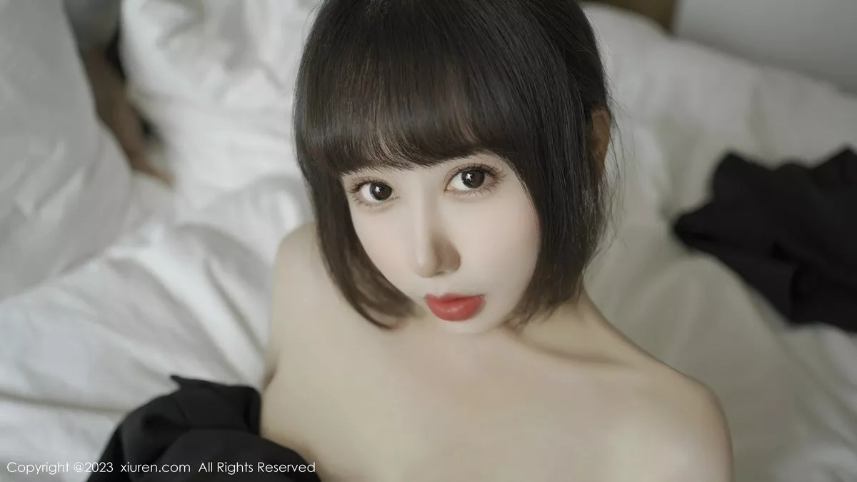 秀人集.com_[XiuRen秀人网]No.6629_新人模特夏馨瑶性感黑色服饰配超薄黑丝秀曼妙身姿迷人诱惑写真70P