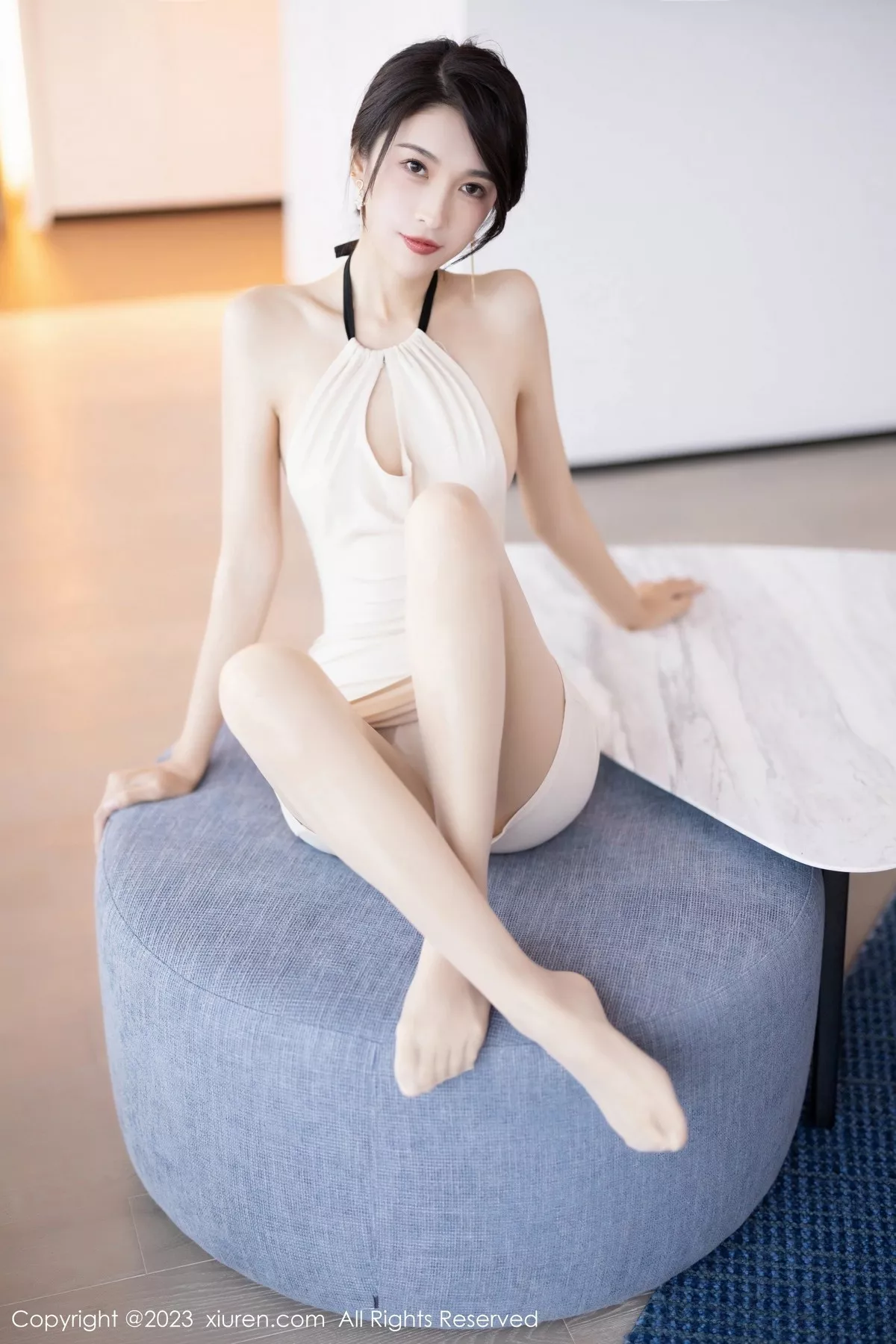 秀人集.com_[XiuRen秀人网]No.6631_模特林乐一性感米色连身短裙配原色丝袜秀曼妙身姿迷人写真83P