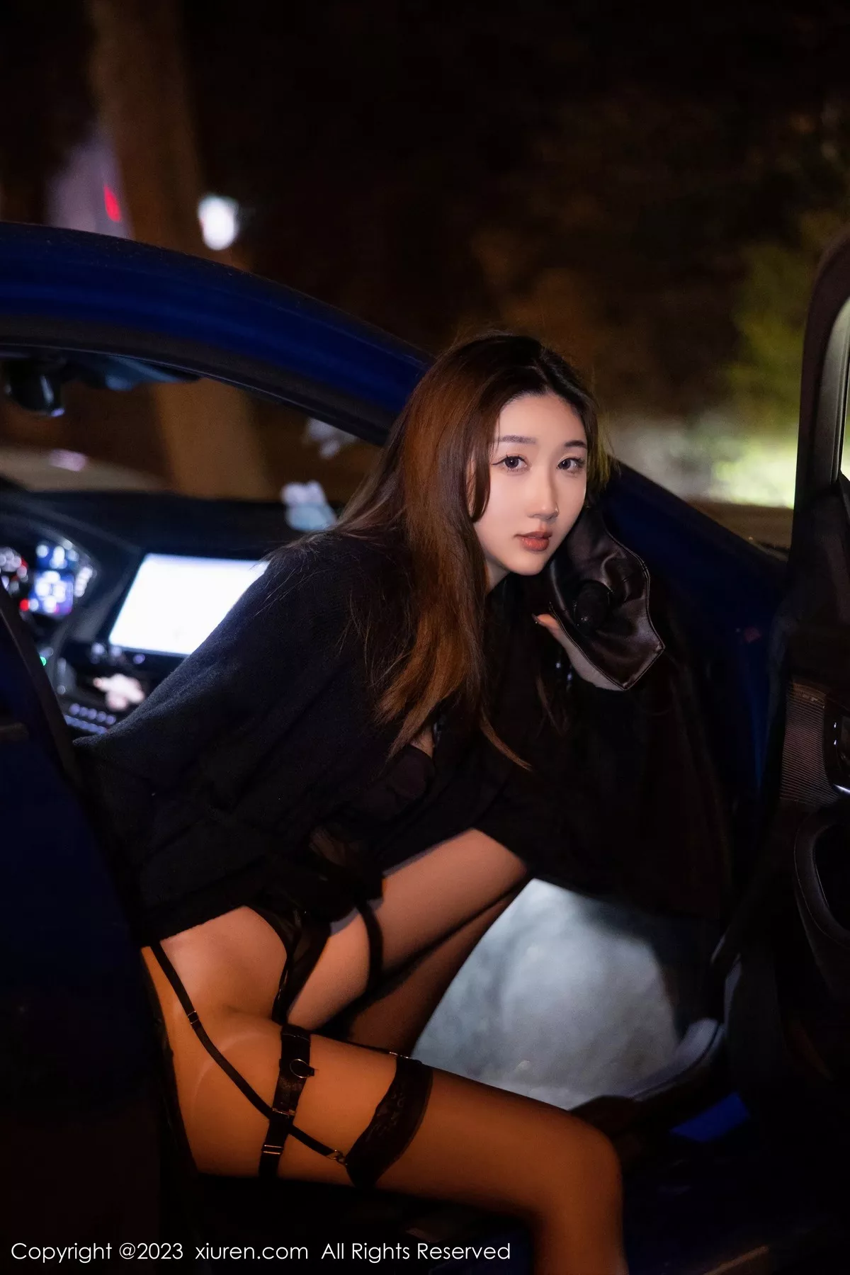 秀人集.com_[XiuRen秀人网]No.6650_模特江真真性感黑色薄透情趣内衣配黑丝吊袜秀惹火身材诱惑写真88P