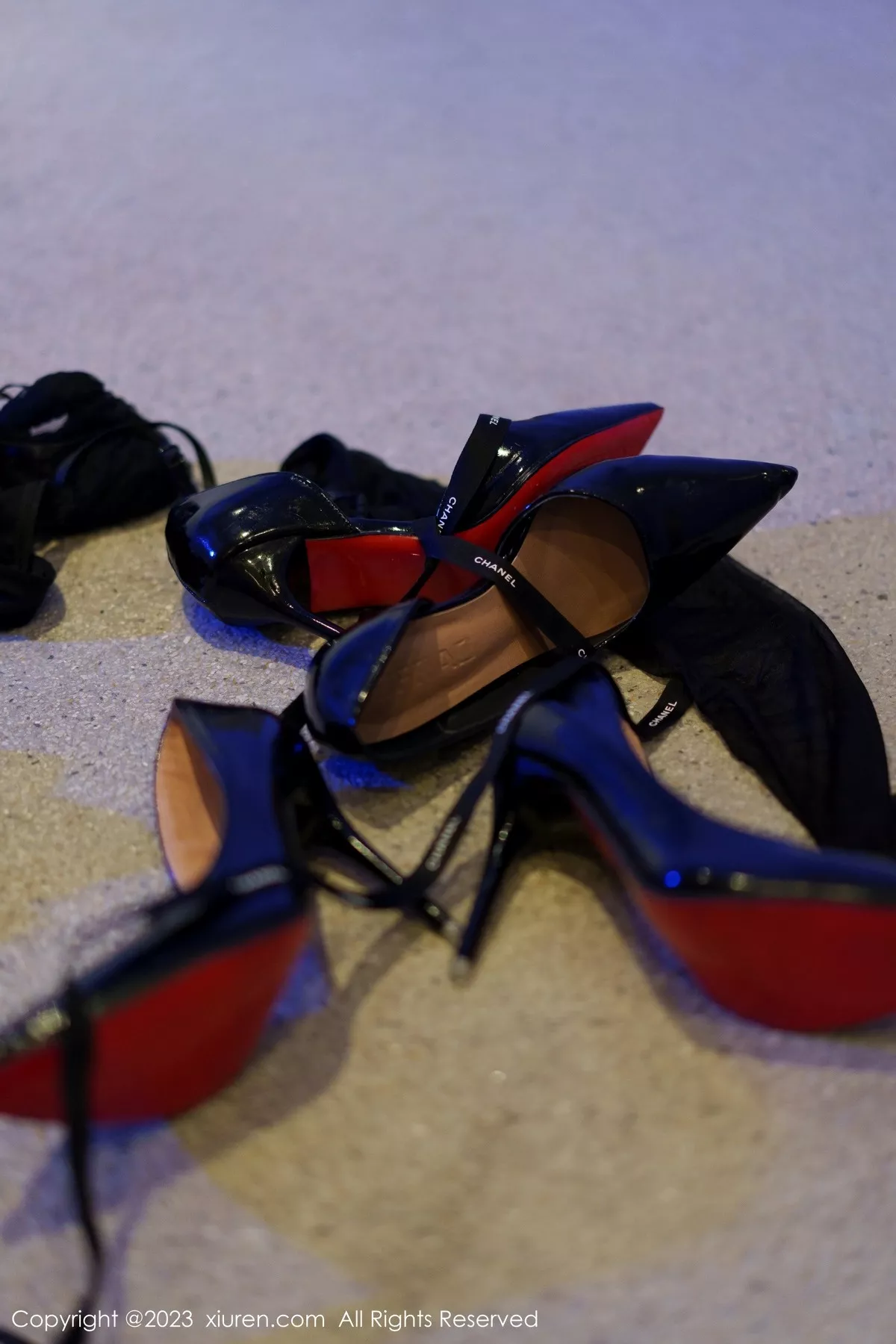 秀人集.com_[XiuRen秀人网]No.6658_模特合集laura阿姣＆icy猪性感黑色情趣服饰配超薄黑丝诱惑写真96P