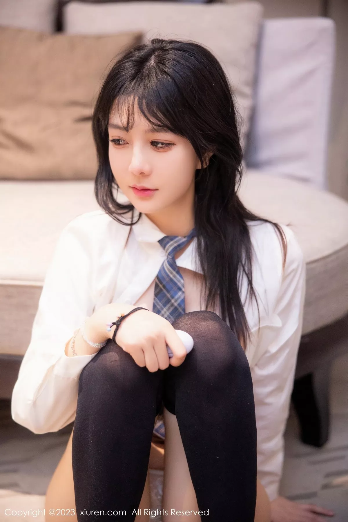 秀人集.com_[XiuRen秀人网]No.6662_模特幼幼学妹制服性感白T配格子裙露白色蕾丝内衣完美诱惑写真92P