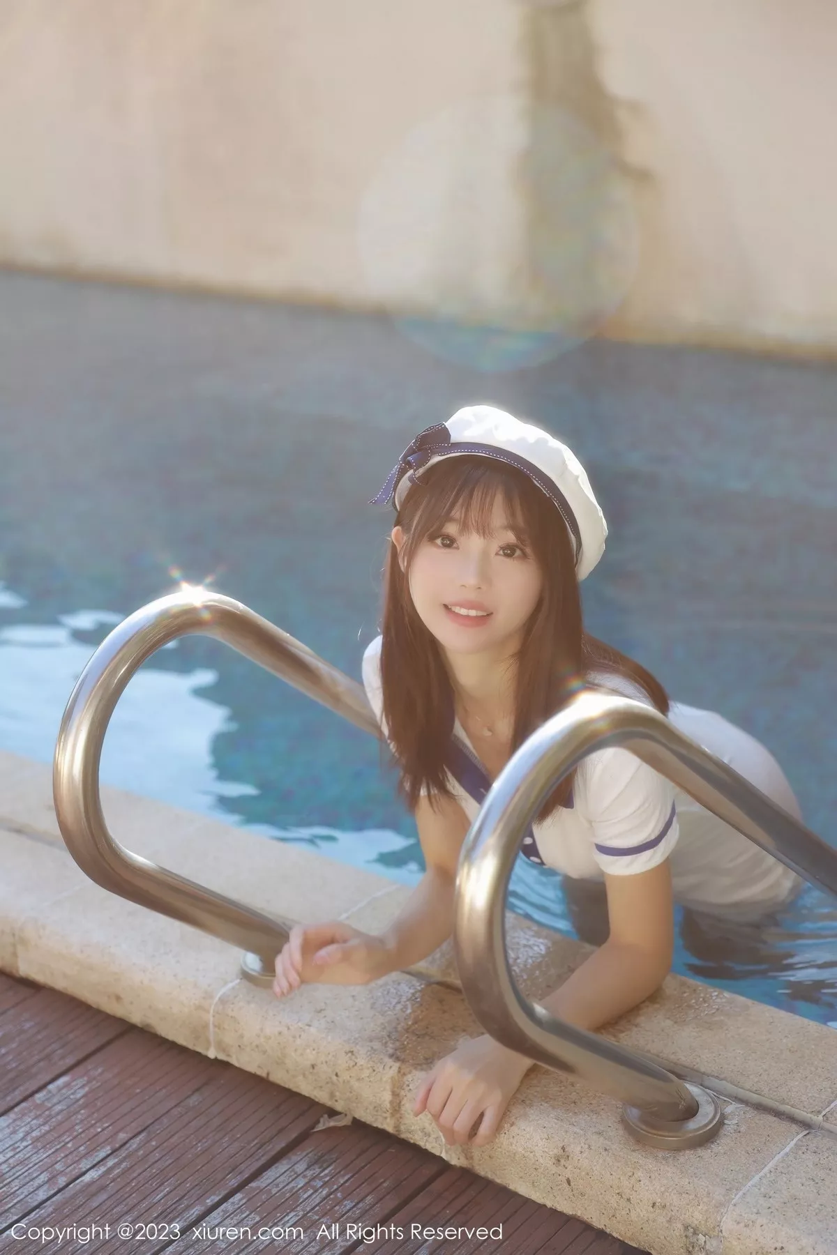 秀人集.com_[XiuRen秀人网]No.6686_模特佘贝拉bella泳池性感白色海军服半脱秀完美身材诱惑写真67P