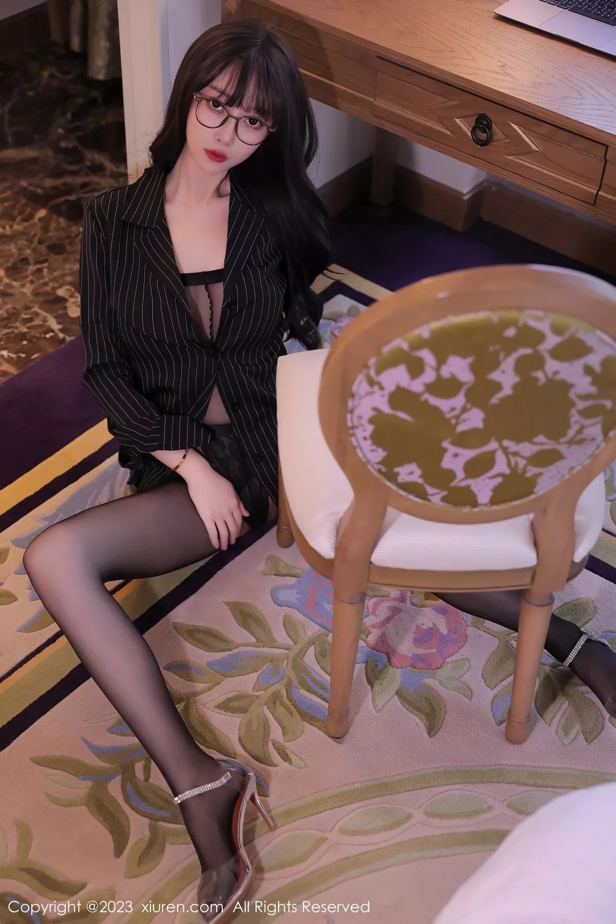 秀人集.com_[XiuRen秀人网]No.6688_模特玥儿玥er私房性感黑色轻透薄纱连体衣秀惹火身材诱惑写真61P