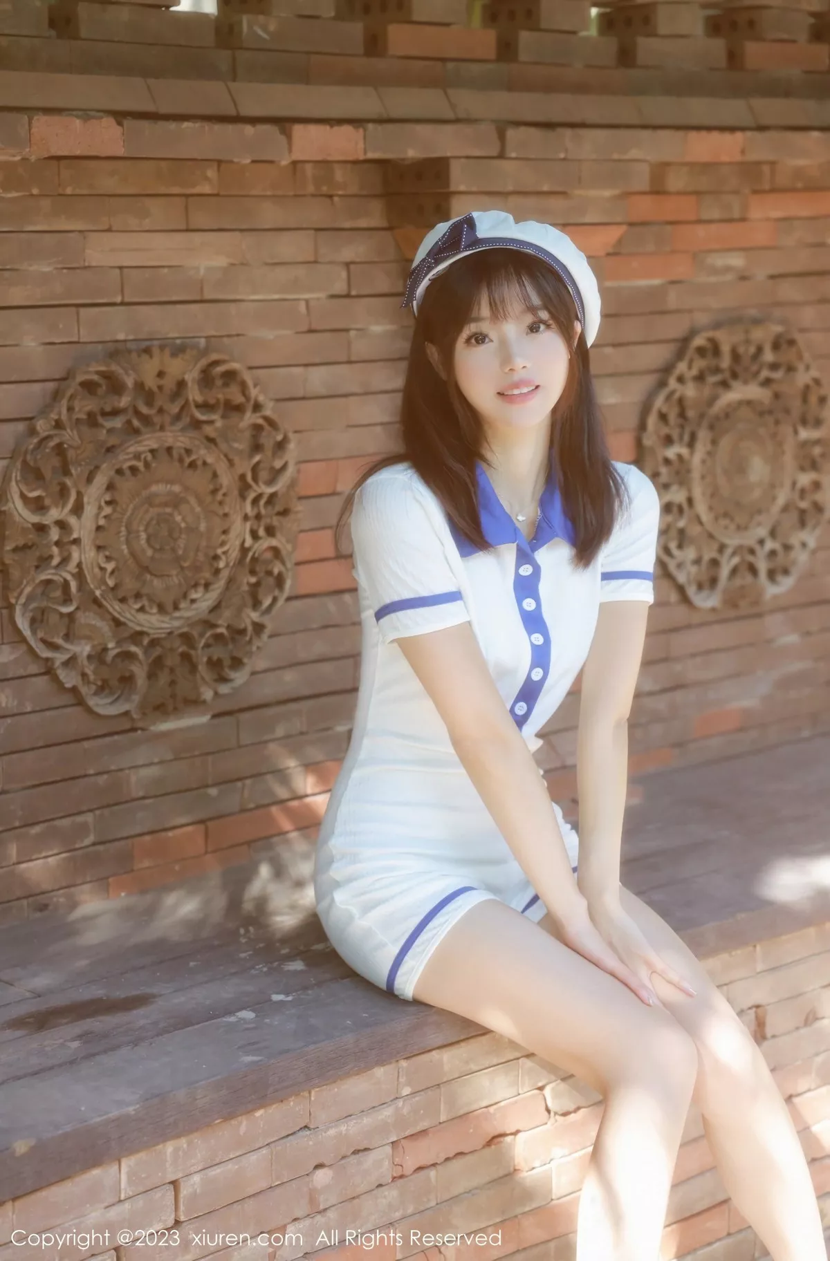 秀人集.com_[XiuRen秀人网]No.6686_模特佘贝拉bella泳池性感白色海军服半脱秀完美身材诱惑写真67P