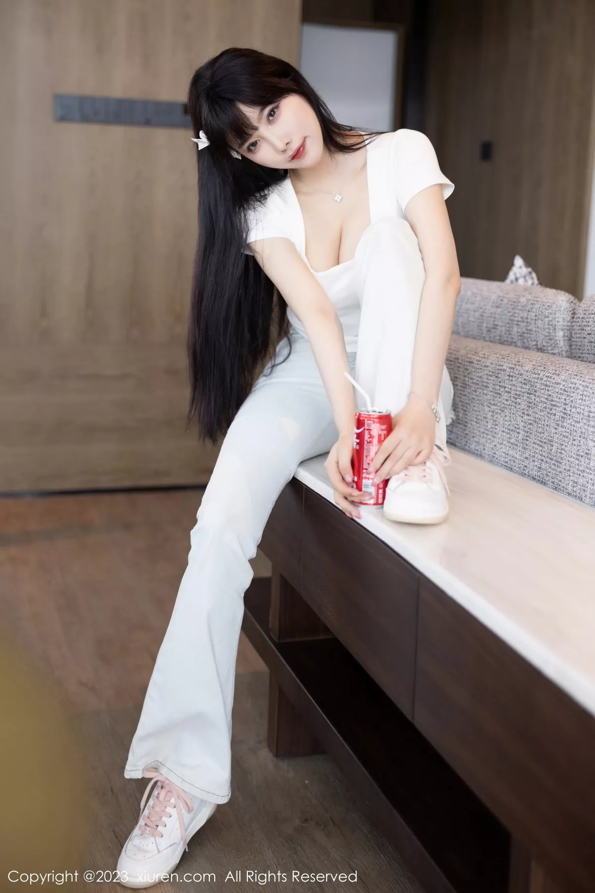 秀人集.com_[XiuRen秀人网]No.6707_女神杨晨晨Yome私房性感浅色内衣配超薄无内肉丝完美诱惑写真90P