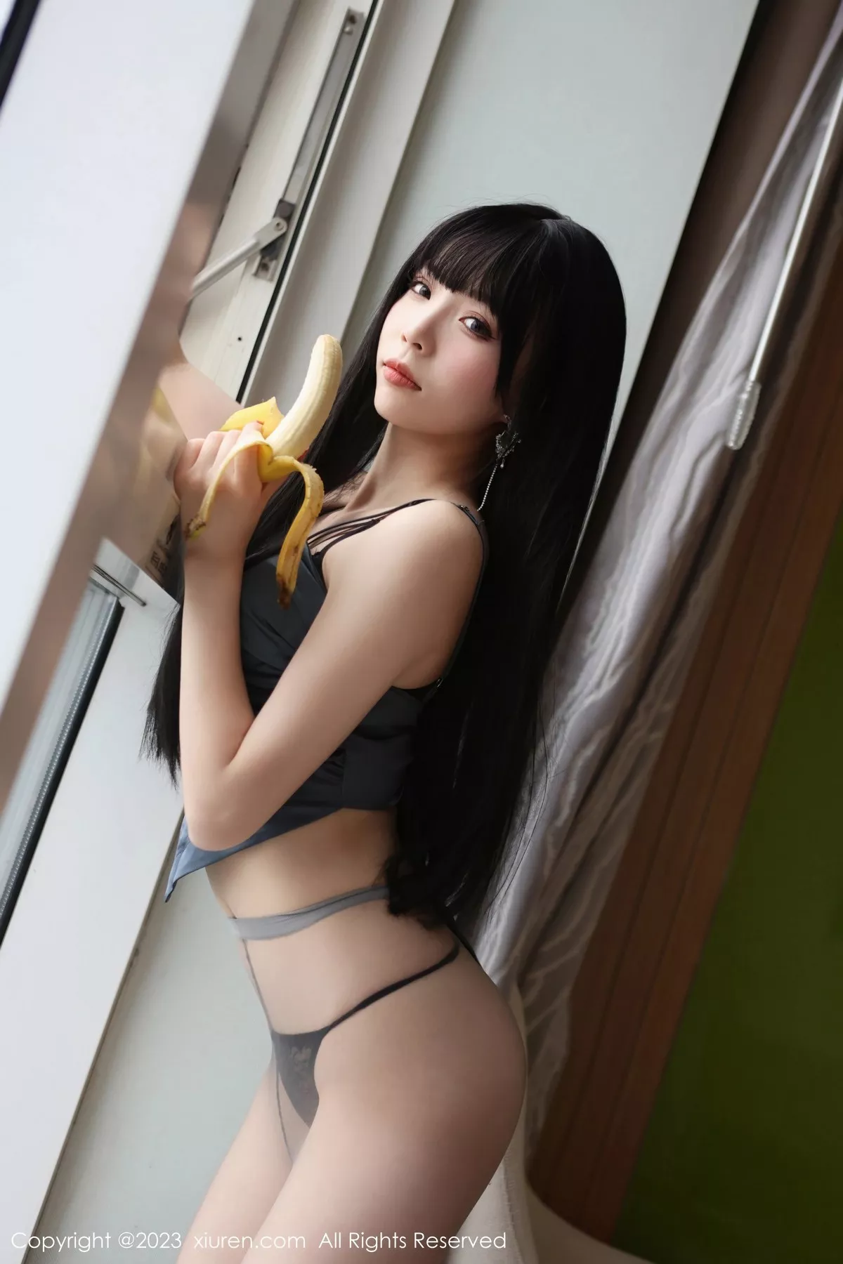 秀人集.com_[XiuRen秀人网]No.6713_模特江七七性感灰色服饰露黑色轻透内衣配超薄灰丝迷人诱惑写真83P