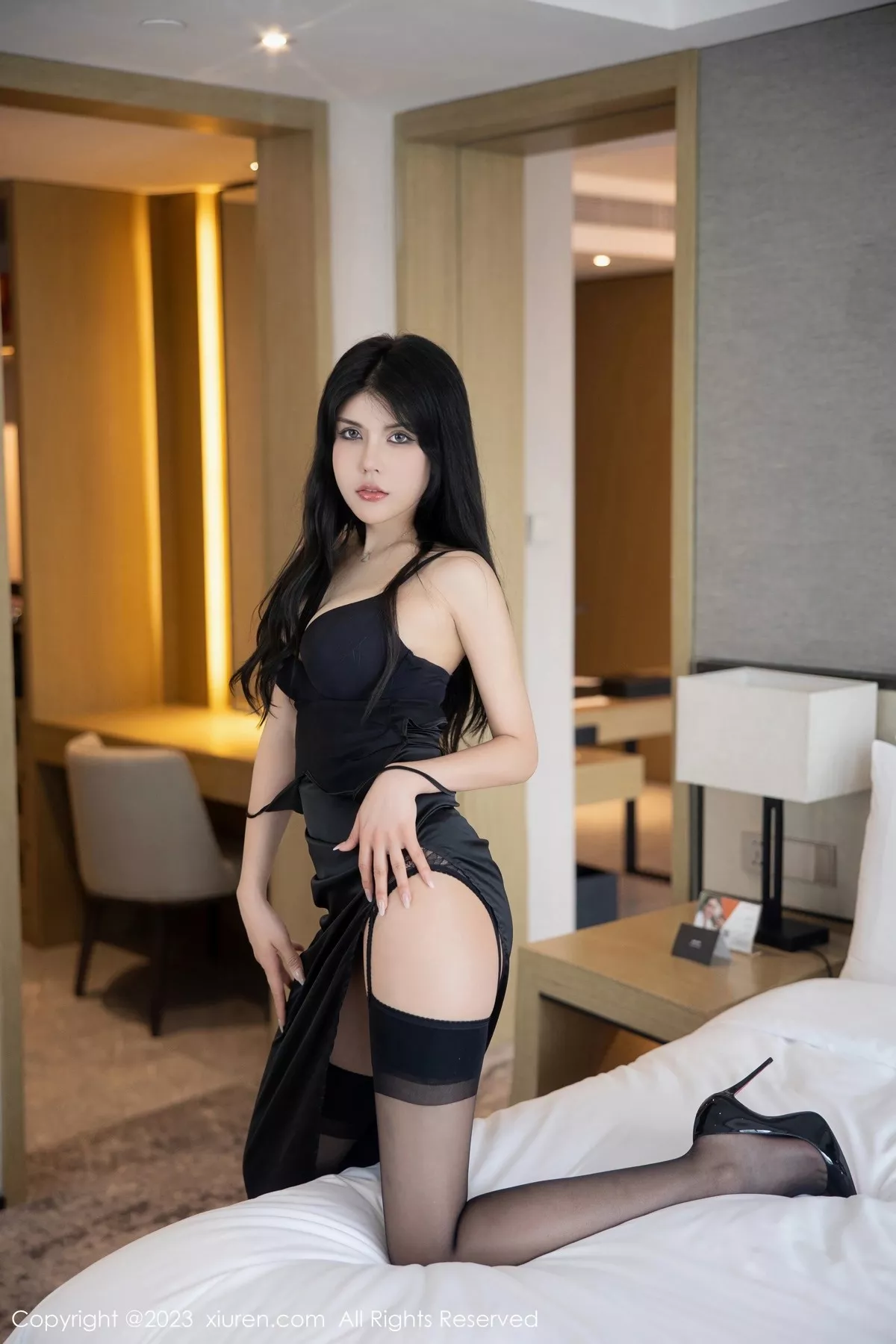 秀人集.com_[XiuRen秀人网]No.6708_新人模特S纯一性感黑色礼裙配超薄黑丝露性感内衣完美诱惑写真84P