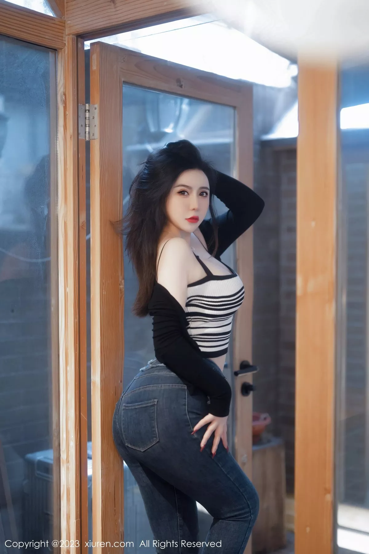 秀人集.com_[MFStar模范学院]Vol.618_模特伊诺性感黑色高叉连体内衣配黑丝袜秀丰胸肥臀撩人诱惑写真61P