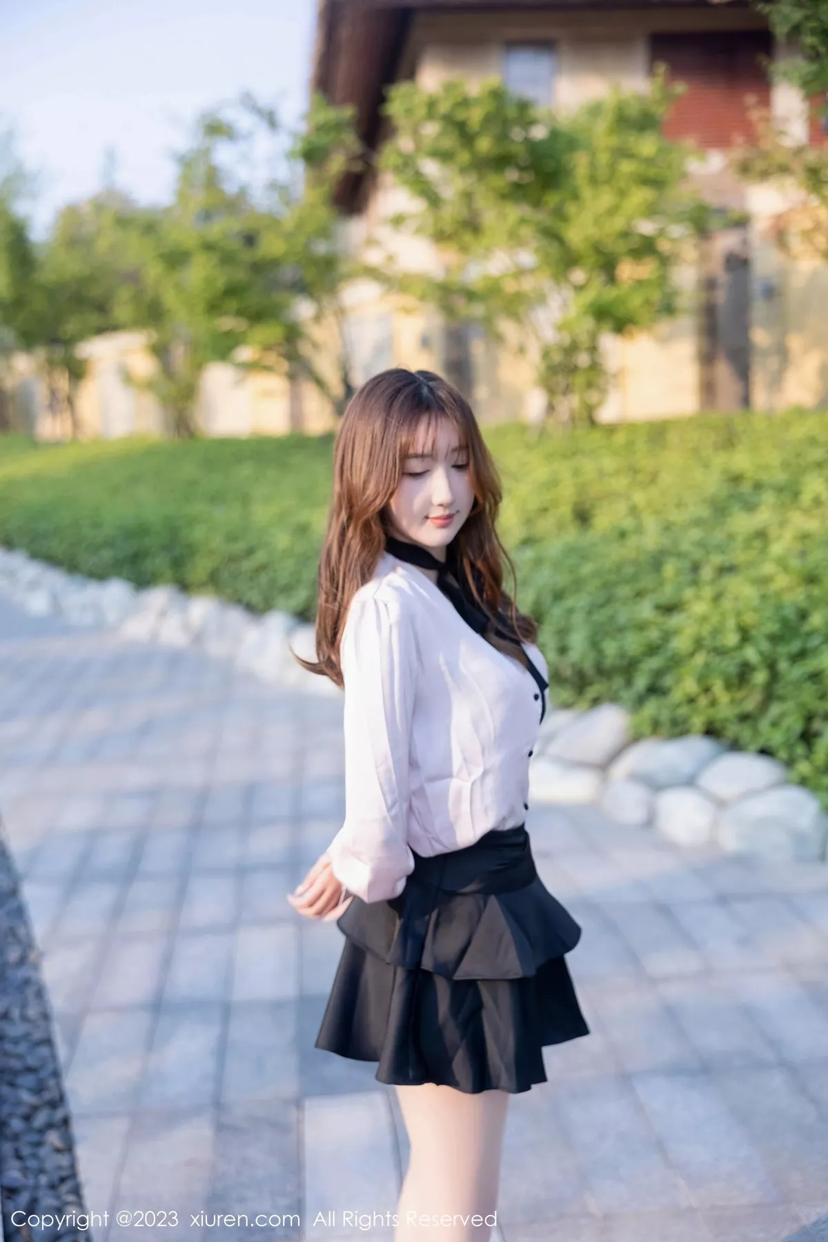 秀人集.com_[XiuRen秀人网]No.6721_模特江真真淡粉色T恤配黑短裙露性感黑色轻透内衣完美诱惑写真80P