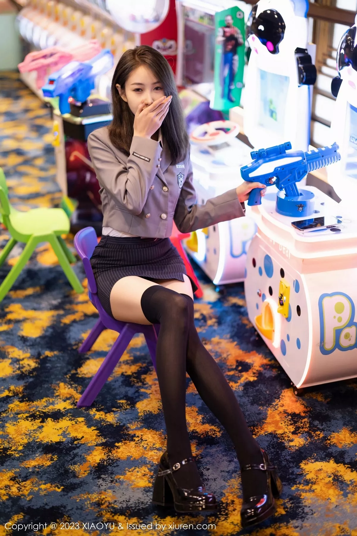 秀人集.com_[XiaoYu画语界]Vol.1027_模特苏苏阿性感白T配深色短裙露白色内衣秀曼妙身姿诱惑写真90P