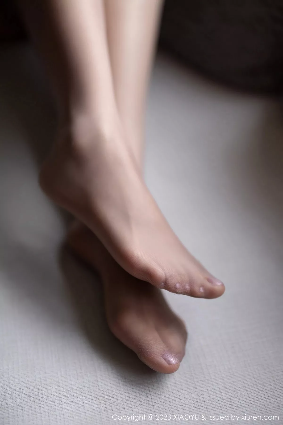 秀人集.com_[XiaoYu画语界]Vol.1028_模特林子遥性感粉灰色吊带长裙配灰色丝袜秀曼妙身姿诱惑写真80P