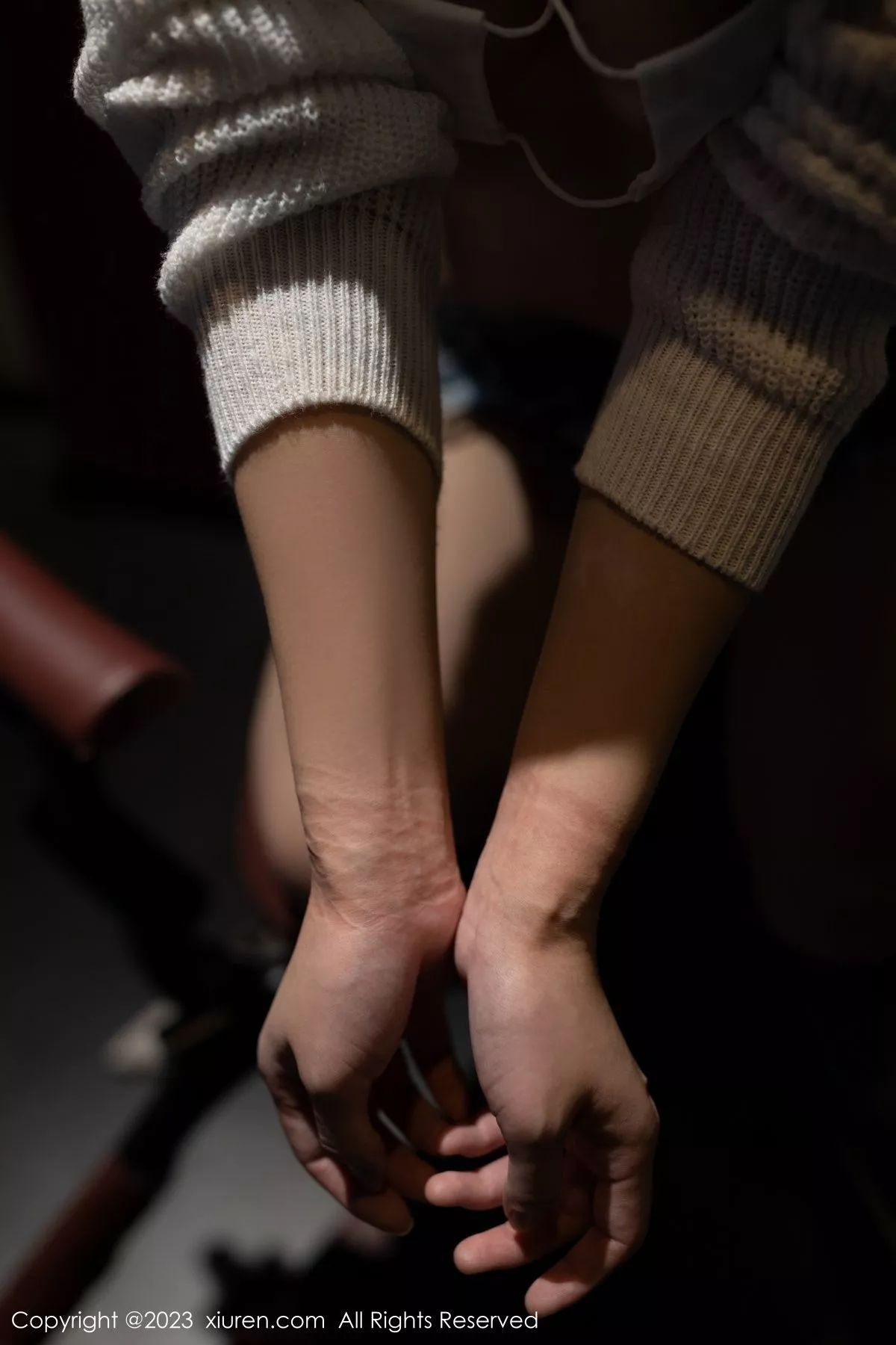 秀人集.com_[XiuRen秀人网]No.6752_模特杏子Yada性感白上衣配牛仔超短裤半脱秀豪乳翘臀诱惑写真79P