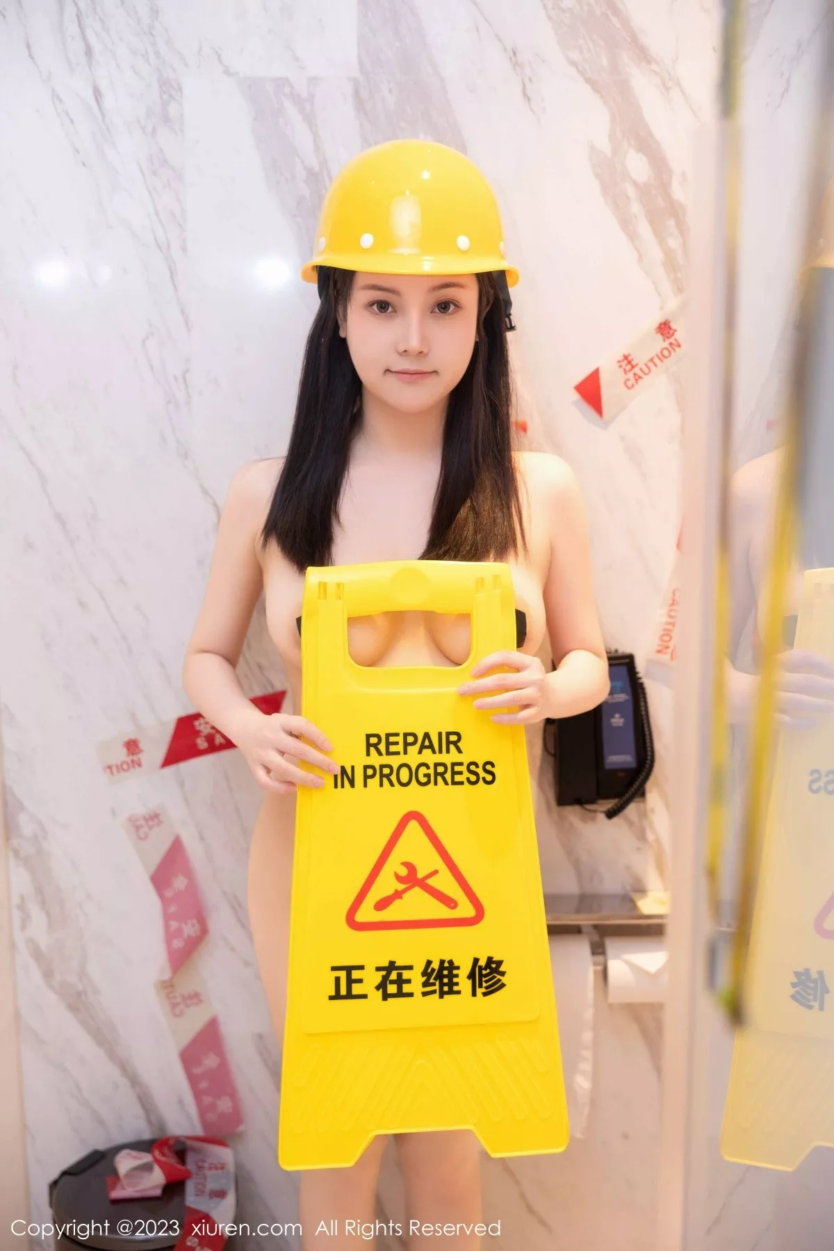 秀人集.com_[XiuRen秀人网]No.6760_模特豆瓣酱性感维修工装扮超薄无内肉丝秀火辣身材诱惑写真85P