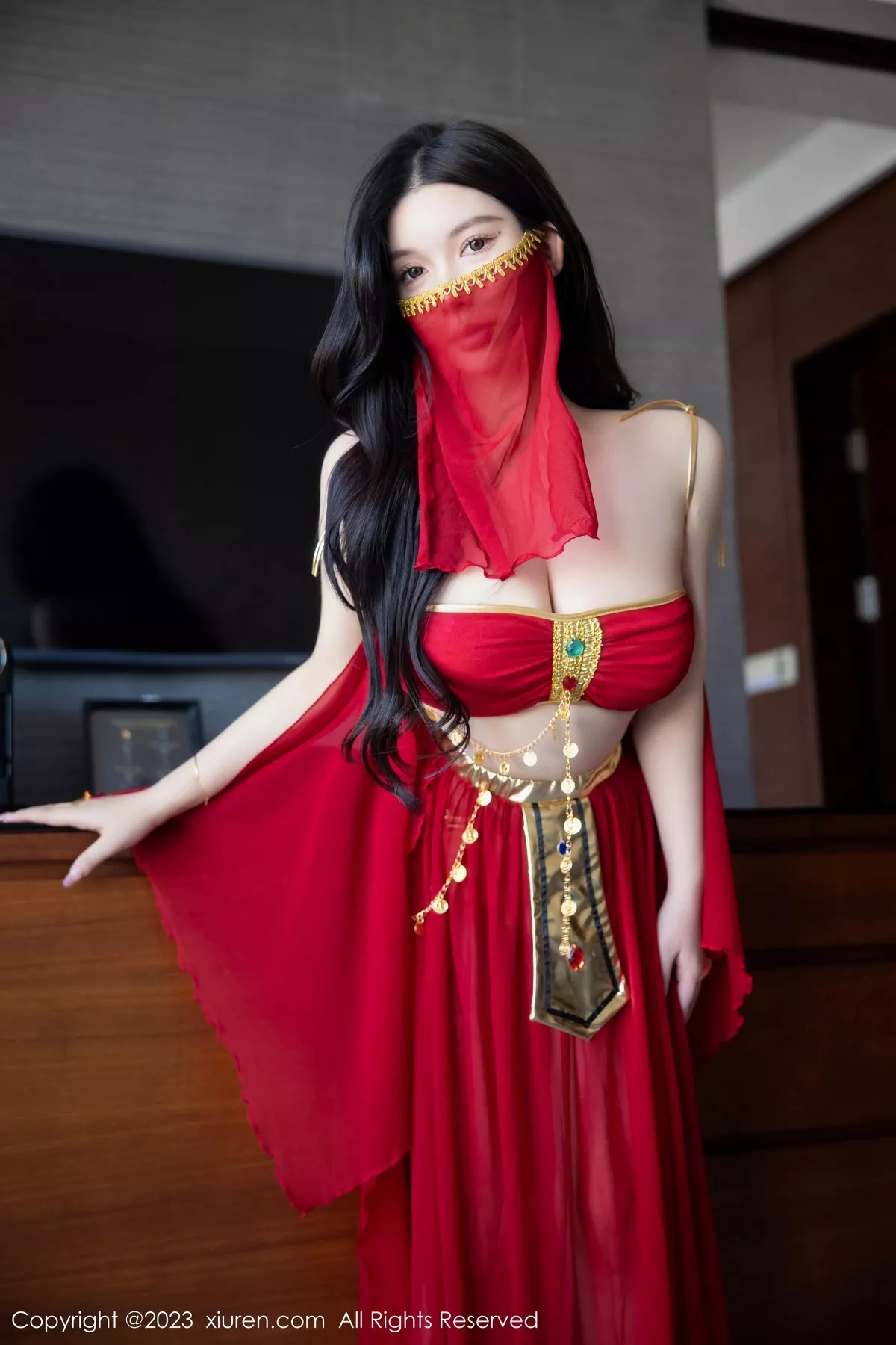 秀人集.com_[XiuRen秀人网]No.6613_模特林珊珊性感红色西域舞娘装扮秀曼妙丰腴身姿迷人诱惑写真84P