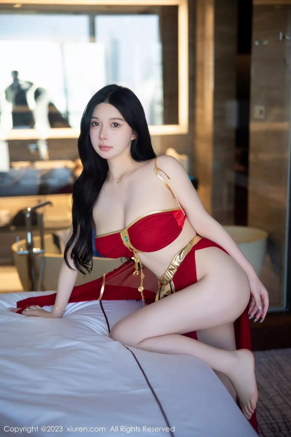 秀人集.com_[XiuRen秀人网]No.6613_模特林珊珊性感红色西域舞娘装扮秀曼妙丰腴身姿迷人诱惑写真84P