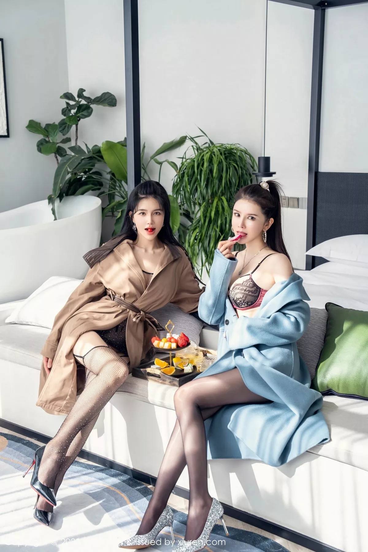 秀人集.com_[XINGYAN星颜社]VOL.192_女神刘钰儿＆李丽莎合集性感轻透黑色情趣服秀惹火身材诱惑写真80P