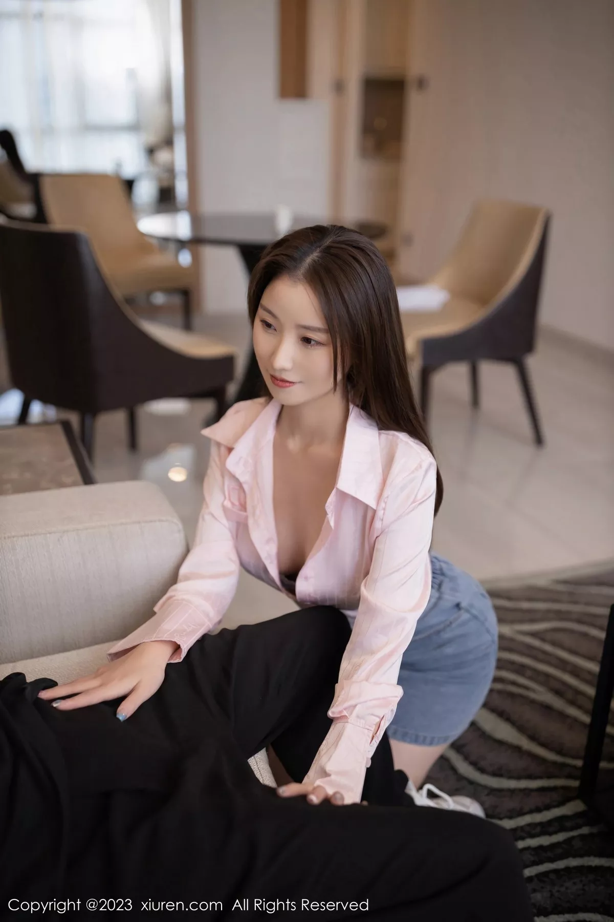 秀人集.com_[XiuRen秀人网]No.6832_模特杏子Yada性感粉色上衣配牛仔短裙露花色内衣迷人诱惑写真79P