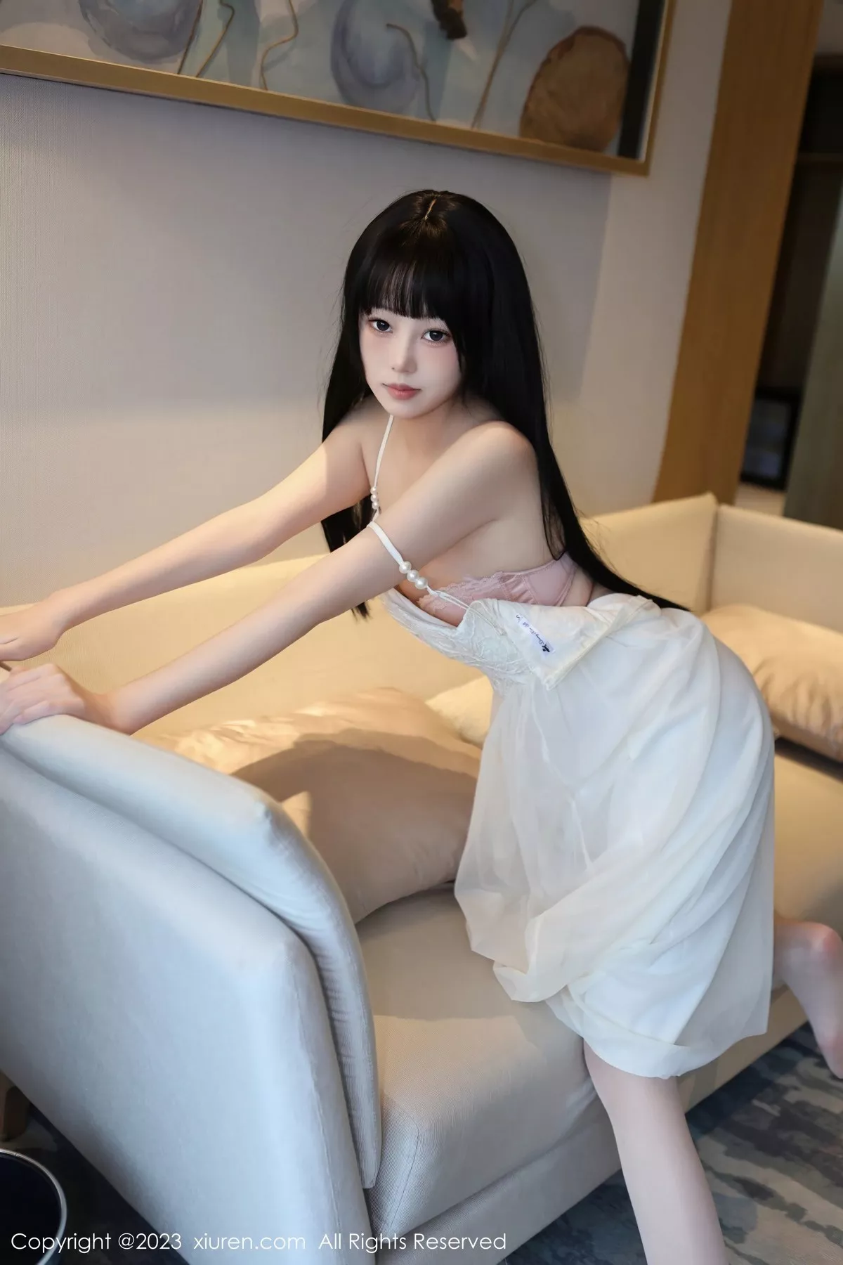 秀人集.com_[XiuRen秀人网]No.6828_模特早川京子脱白色吊带连衣裙露粉色内衣配超薄肉丝诱惑写真79P