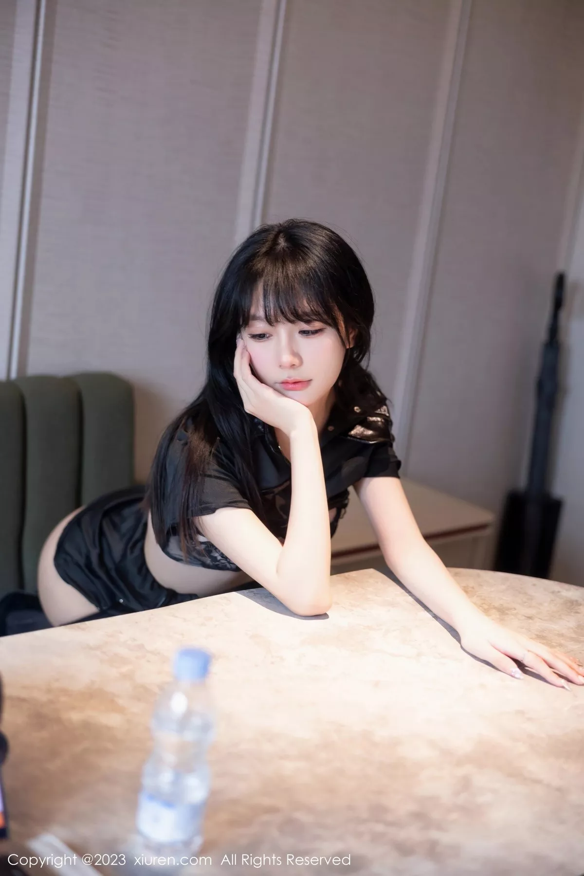 秀人集.com_[XiuRen秀人网]No.6851_模特幼幼性感情趣警察制服半脱露黑色内衣秀完美身材诱惑写真86P