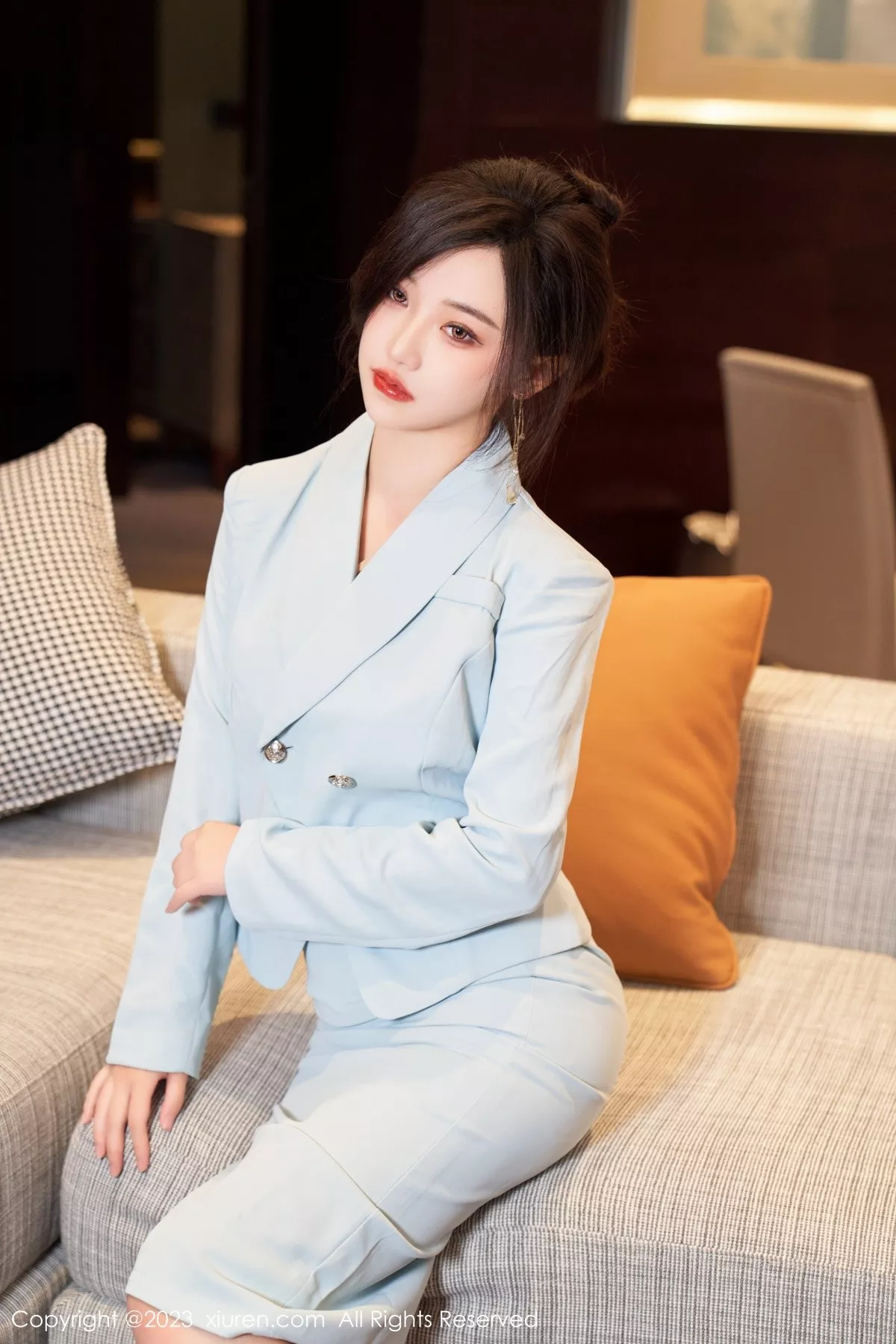 秀人集.com_[XiuRen秀人网]No.6857_模特妙可可Cheese脱淡蓝色OL服饰露浅色轻透内衣完美诱惑写真57P