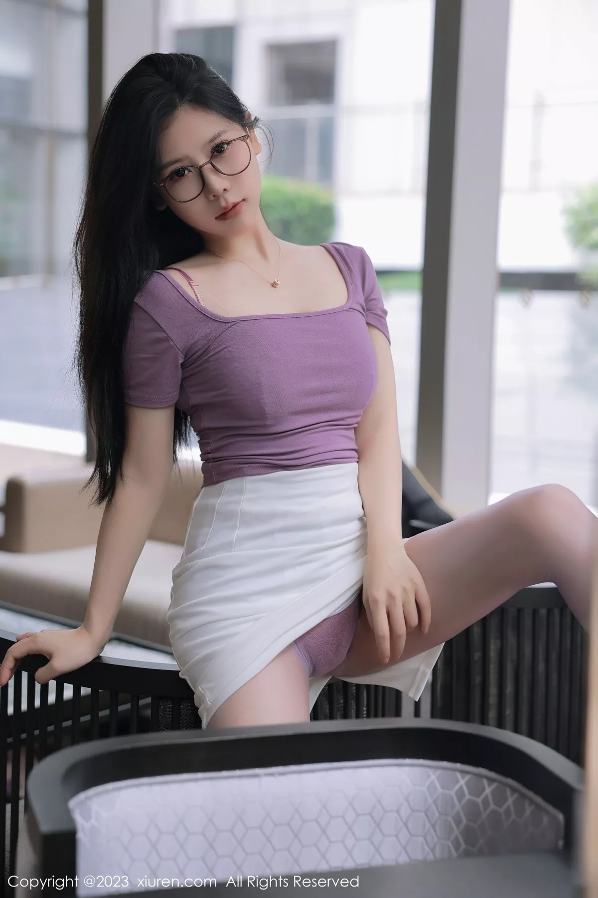 秀人集.com_[XiuRen秀人网]No.6865_模特尹甜甜泰国旅拍性感淡红蕾丝内衣配紫色丝袜迷人诱惑写真85P