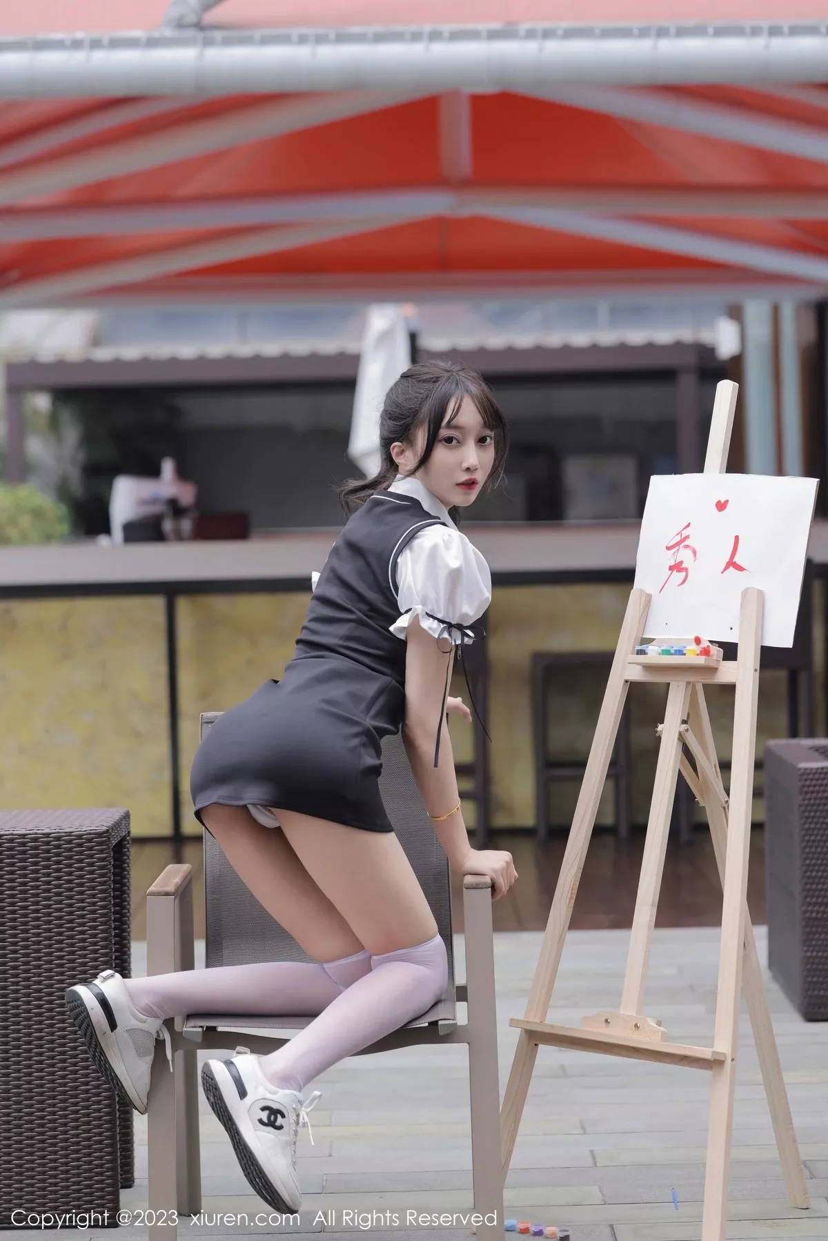 秀人集.com_[XiuRen秀人网]No.6889_模特玥儿玥er脱性感白T露白色内衣配白丝袜秀曼妙身姿诱惑写真72P