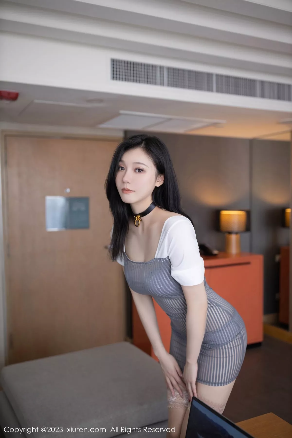 秀人集.com_[XiuRen秀人网]No.6906_模特安然anran性感蓝灰蕾丝内衣配原色丝袜秀曼妙身姿诱惑写真80P