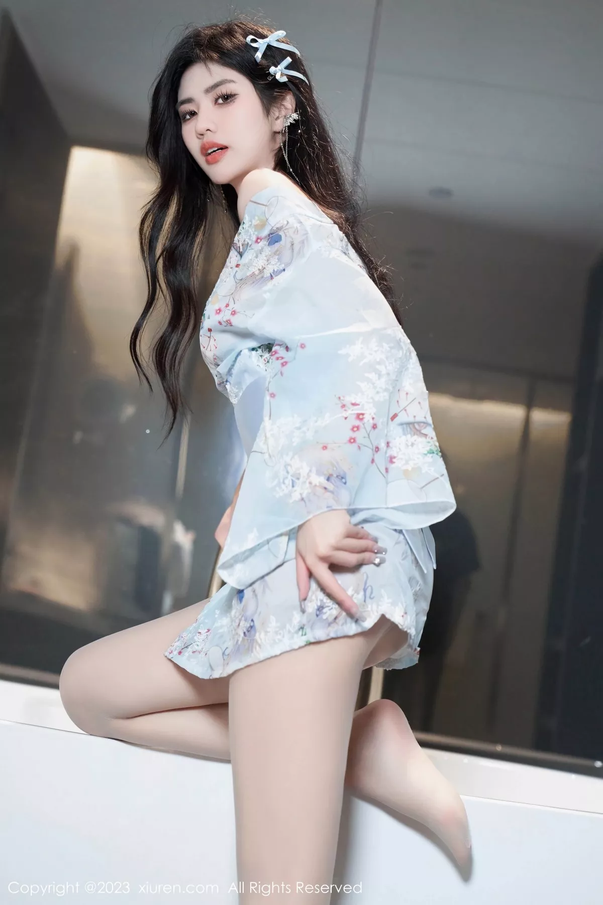 秀人集.com_[XiuRen秀人网]No.6924_模特浅浅Danny淡蓝色花纹睡裙配原色丝袜秀曼妙身姿诱惑写真79P