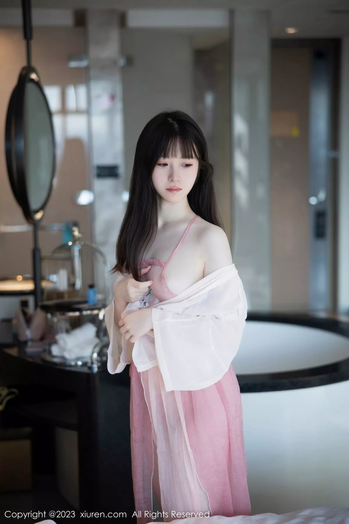 秀人集.com_[XiuRen秀人网]No.6926_新人模特林悠悠私房性感粉色古装服饰秀曼妙身姿迷人诱惑写真77P