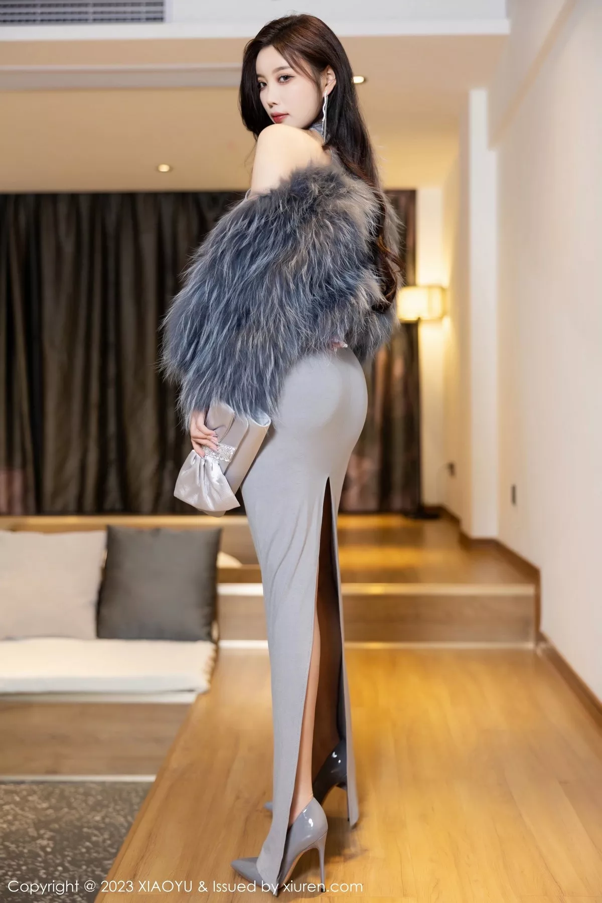 秀人集.com_[XiaoYu画语界]Vol.1051_女神杨晨晨Yome性感灰色真空连衣长裙秀完美丰腴身材诱惑写真87P