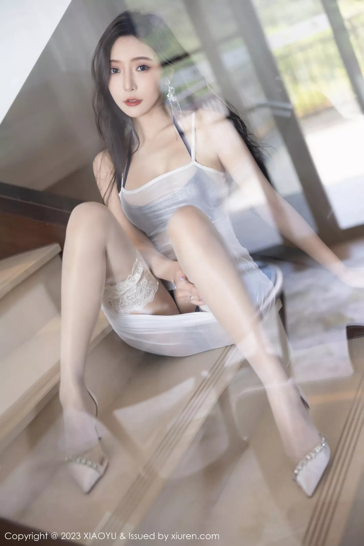 秀人集.com_[XiaoYu画语界]Vol.1052_女神王馨瑶yanni白色轻透连衣裙露情趣内衣秀惹火身材诱惑写真97P