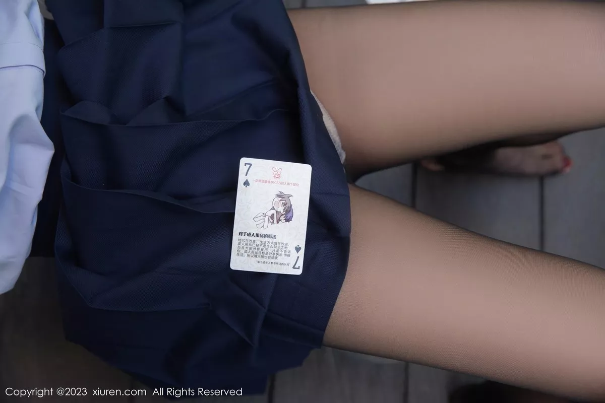 秀人集.com_[XiuRen秀人网]No.6940_模特谭小灵性感白T配蓝短裙露浅色蕾丝内衣秀惹火身材诱惑写真76P